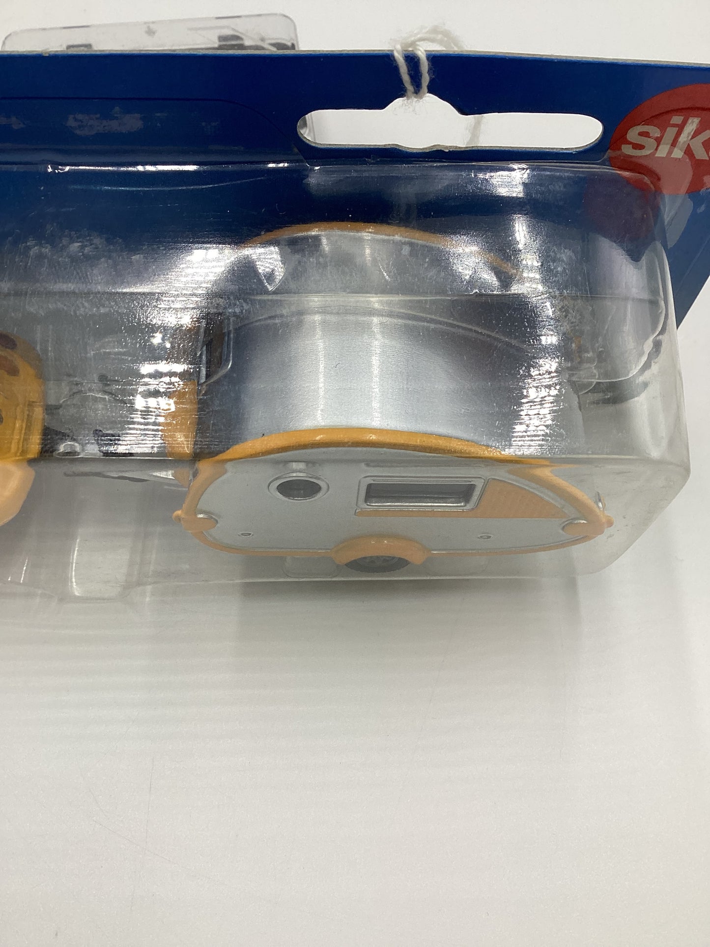 Siku #1629 Car with Caravan Yellow VW Beetle SR