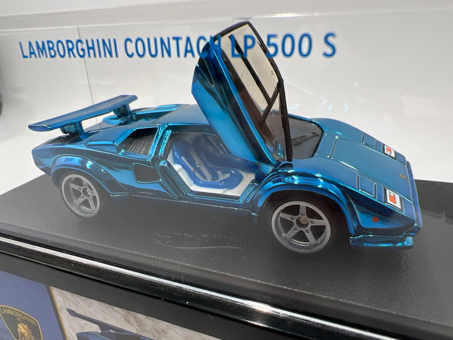 2022 Hot Wheels RLC sELECTIONs 82 Lamborghini Countach LP 500 S Blue