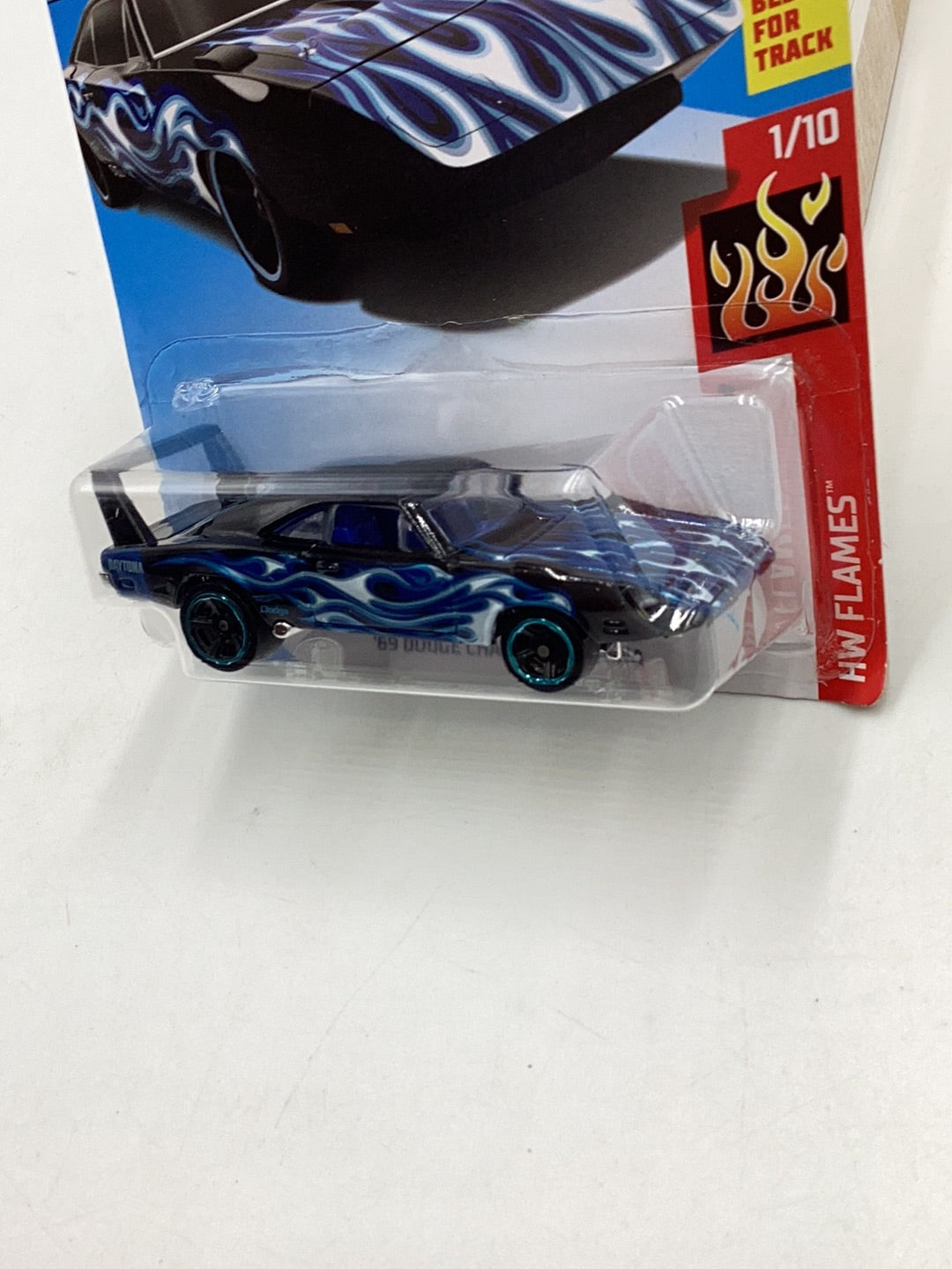 2019 Hot wheels #31 69 Dodge Charger Daytona 40B