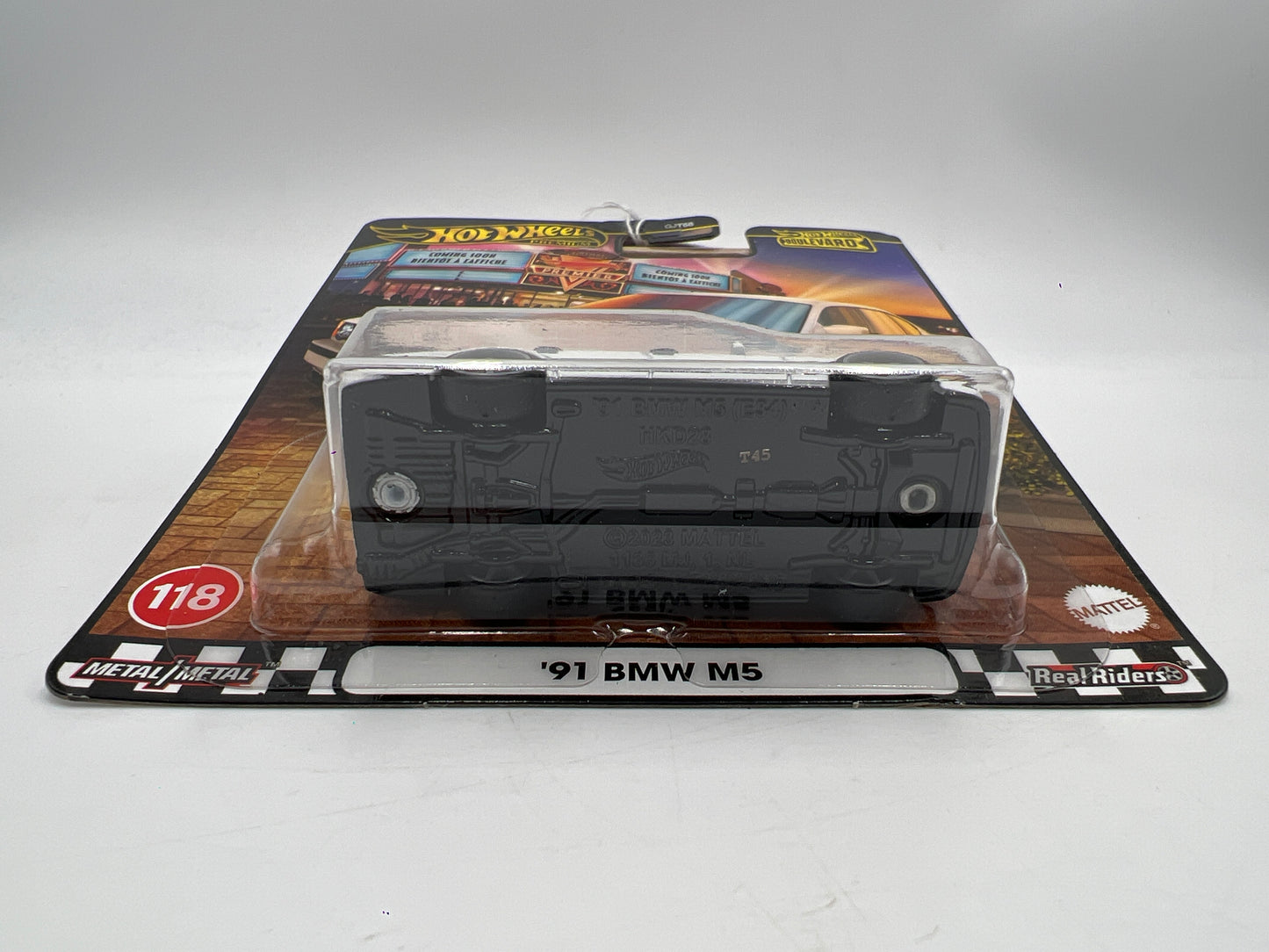 2025 Hot Wheels Premium Boulevard #118 91 BMW M5 White 263E