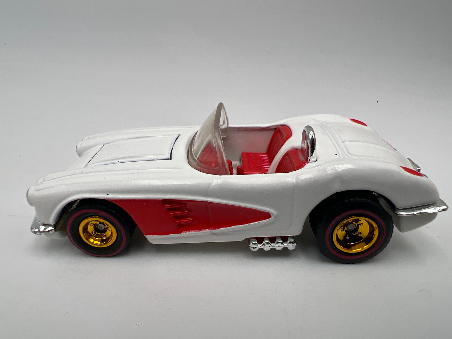 Hot Wheels FAO Schwarz History Of Hot Wheels II Set 58 Corvette White Loose
