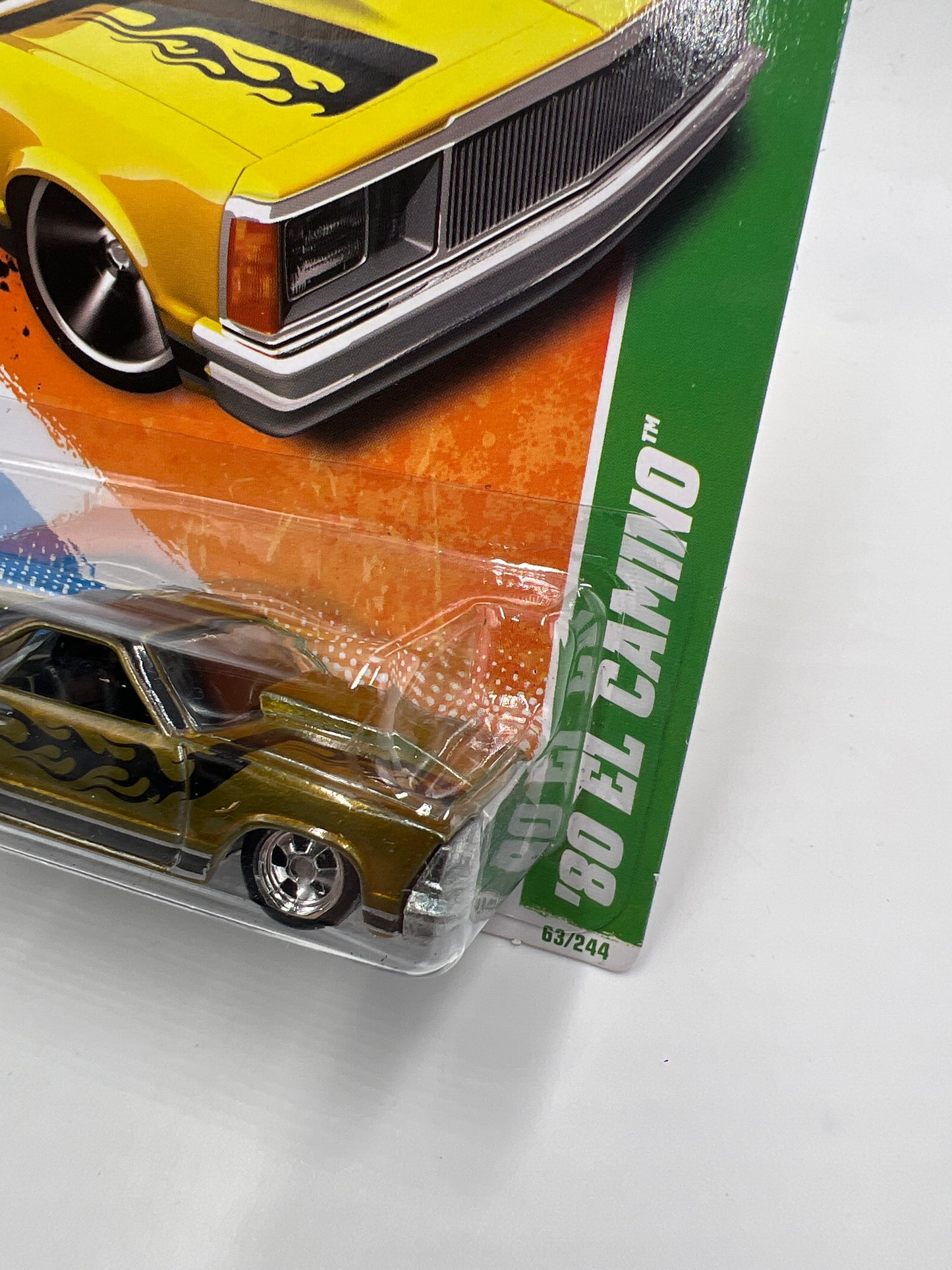 2011 Hot Wheels Super Treasure Hunt #63 80 El Camino Gold W/Protector