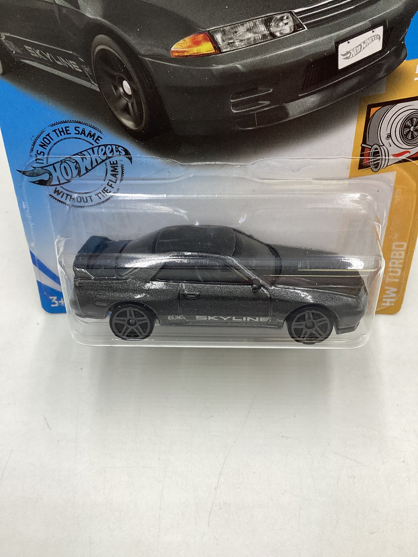 2019 Hot Wheels #002 Nissan Skyline GT-R (BNR32) 82B