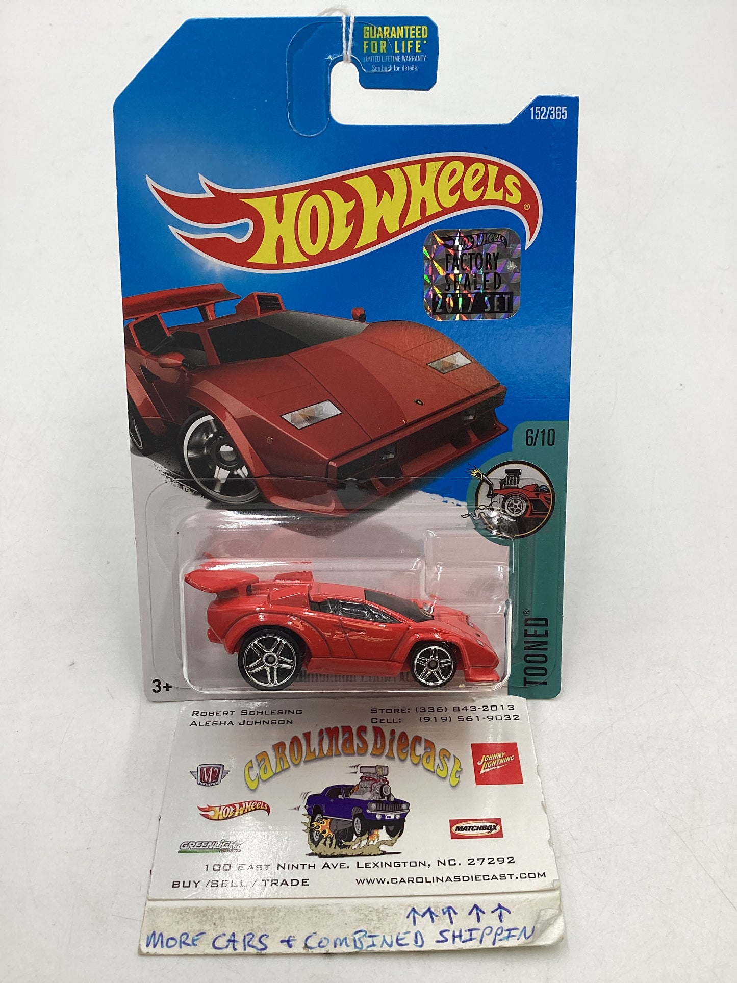 2017 Hot wheels Factory Sealed #152 Lamborghini Countach Red Tooned 102D