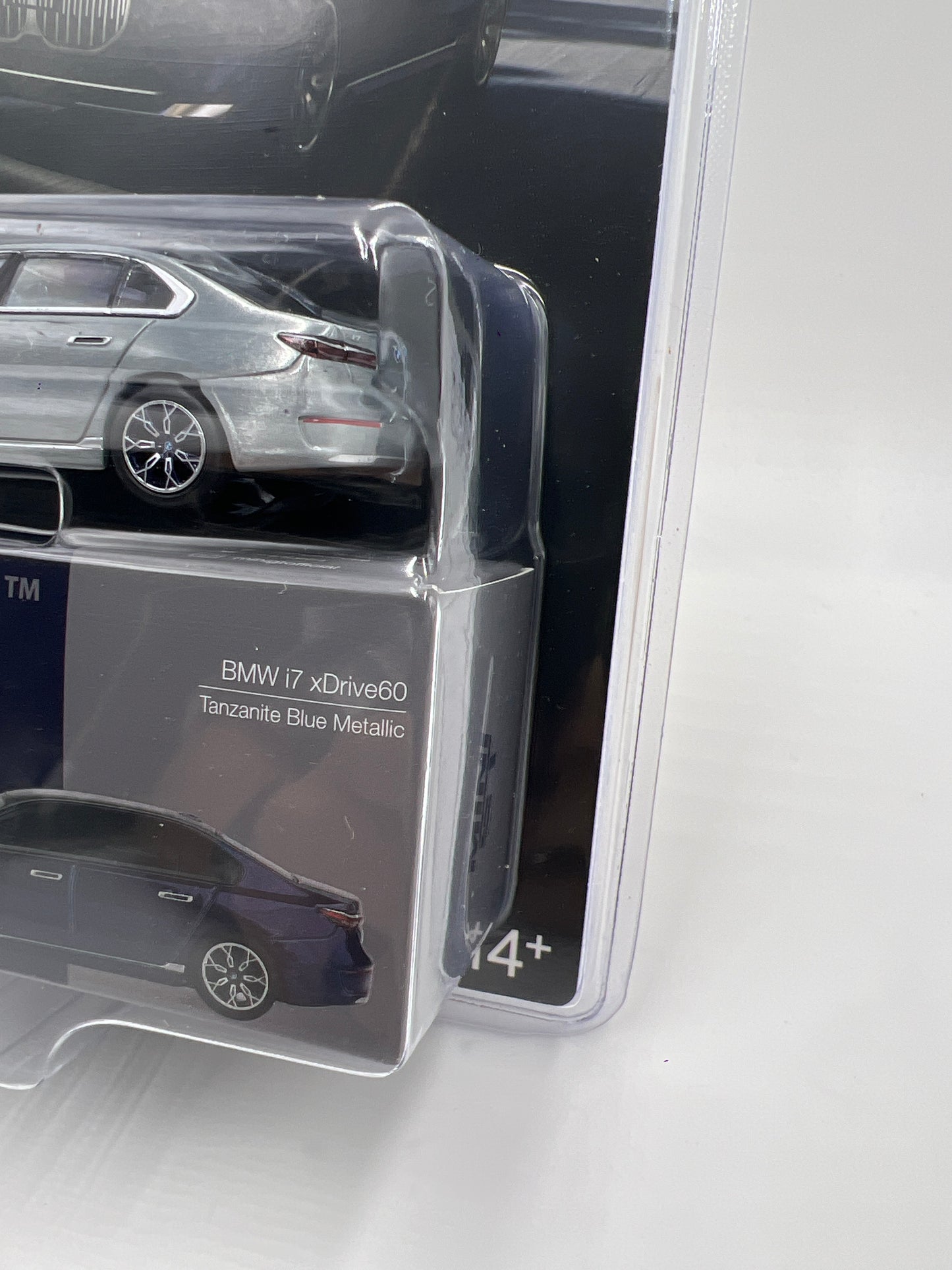 Mini GT #1111 CHASE BMW i7 xDrive60 Blue