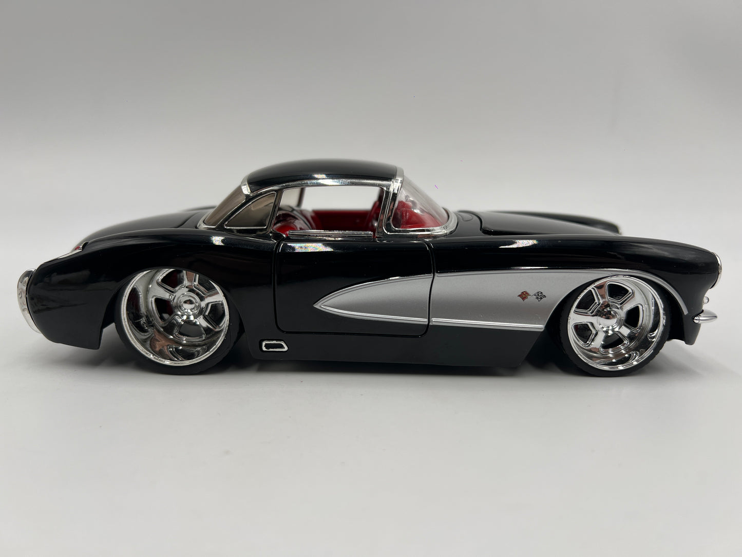 Jada 1/24 Scale Big Time Muscle 1957 Chevy Corvette Black Loose