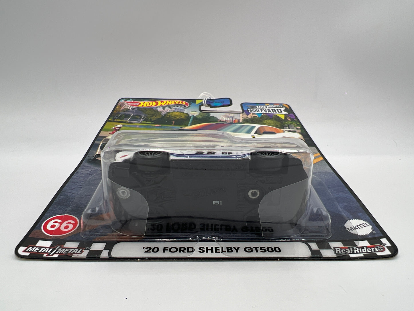 Hot Wheels Premium Boulevard #66 20 Ford Shelby GT500 White 261B