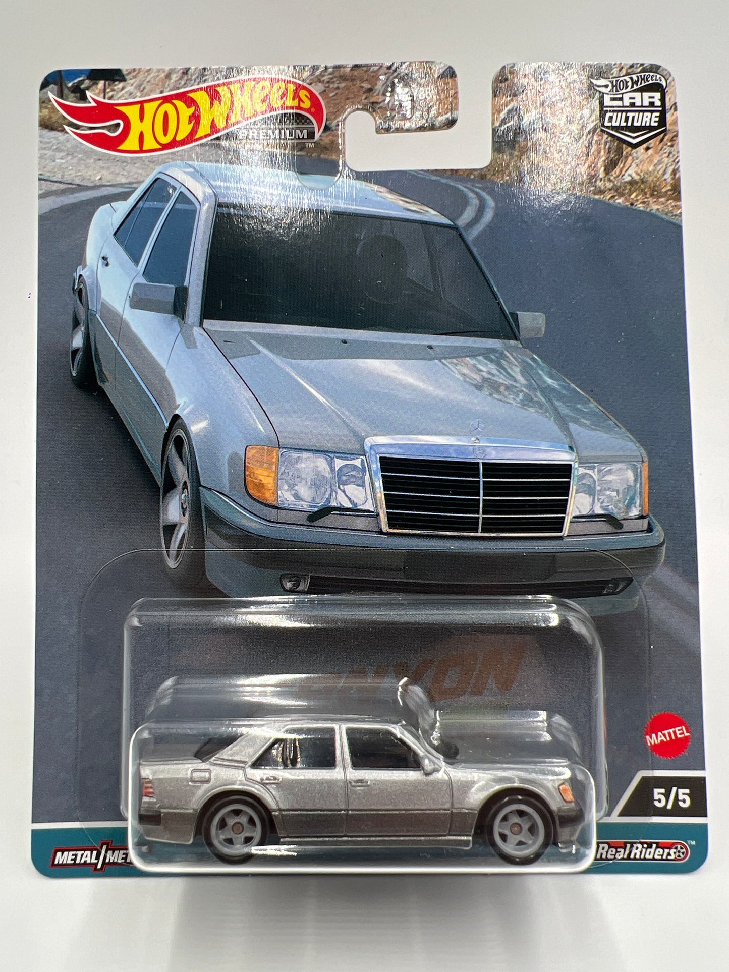 Hot Wheels Premium Canyon Warriors #5 Mercedes-Benz 500 E Silver 255A