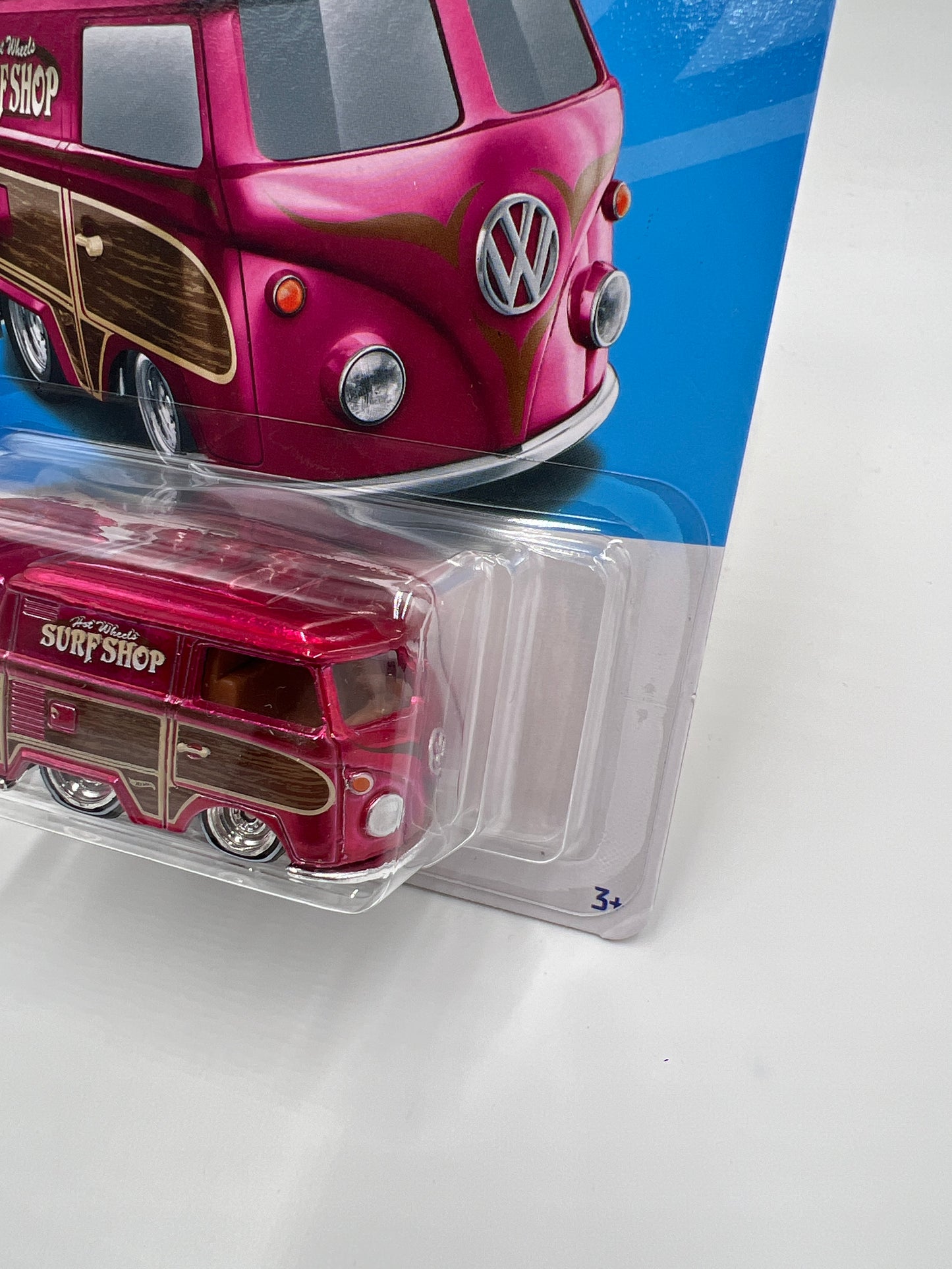 2024 Hot Wheels Legends Tour Kool Kombi Pink W/Protector