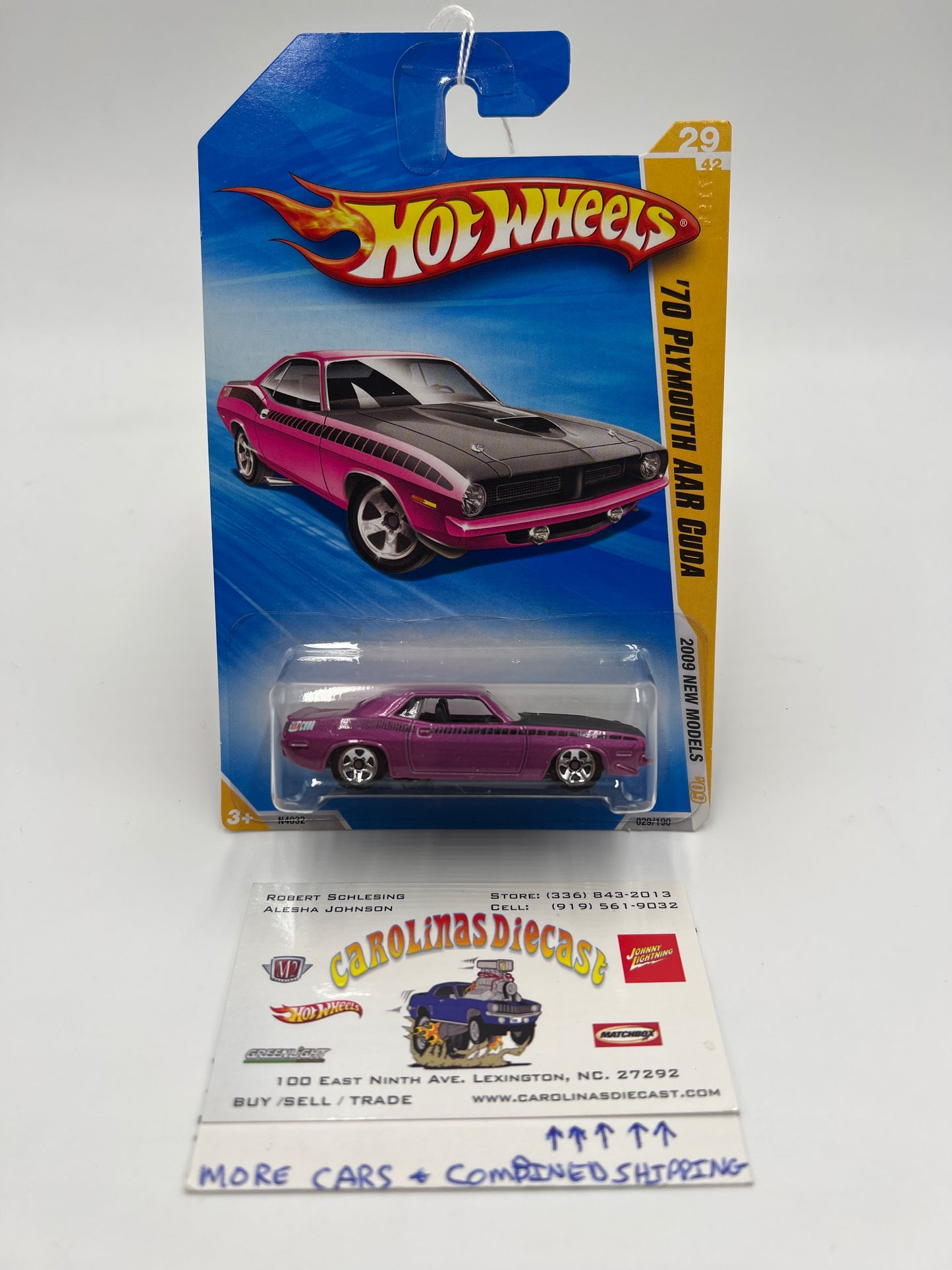 2009 Hot Wheels New Models #29 70 Plymouth AAR Cuda Magenta 47G