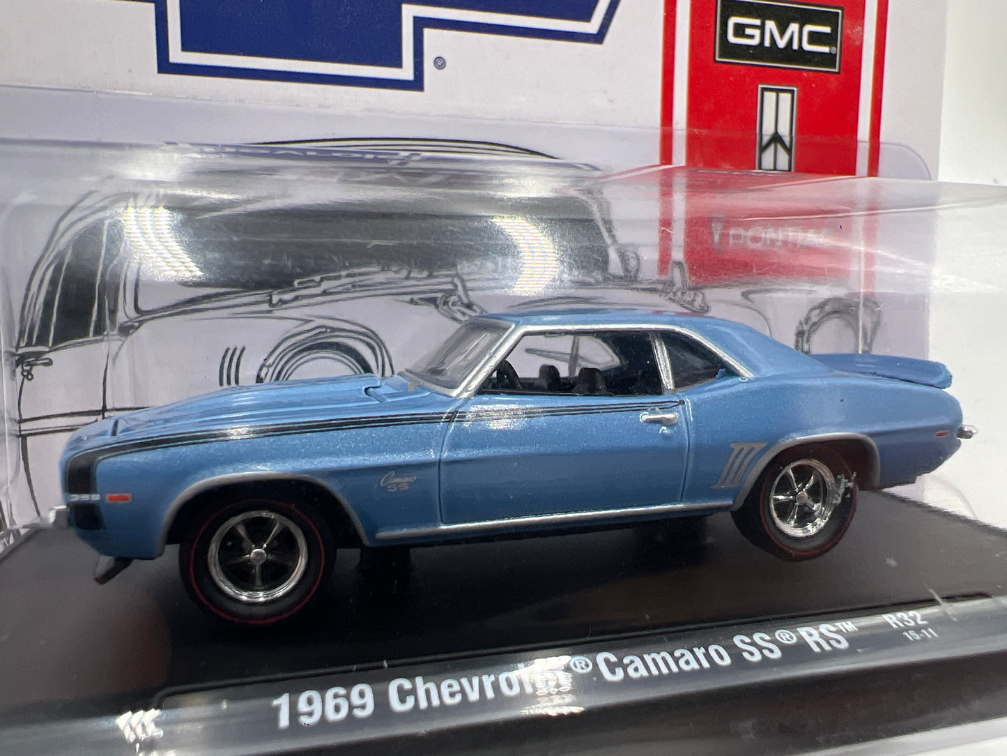 M2 Machines Auto Drivers 1969 Chevrolet Camaro SS RS Blue R32 189B