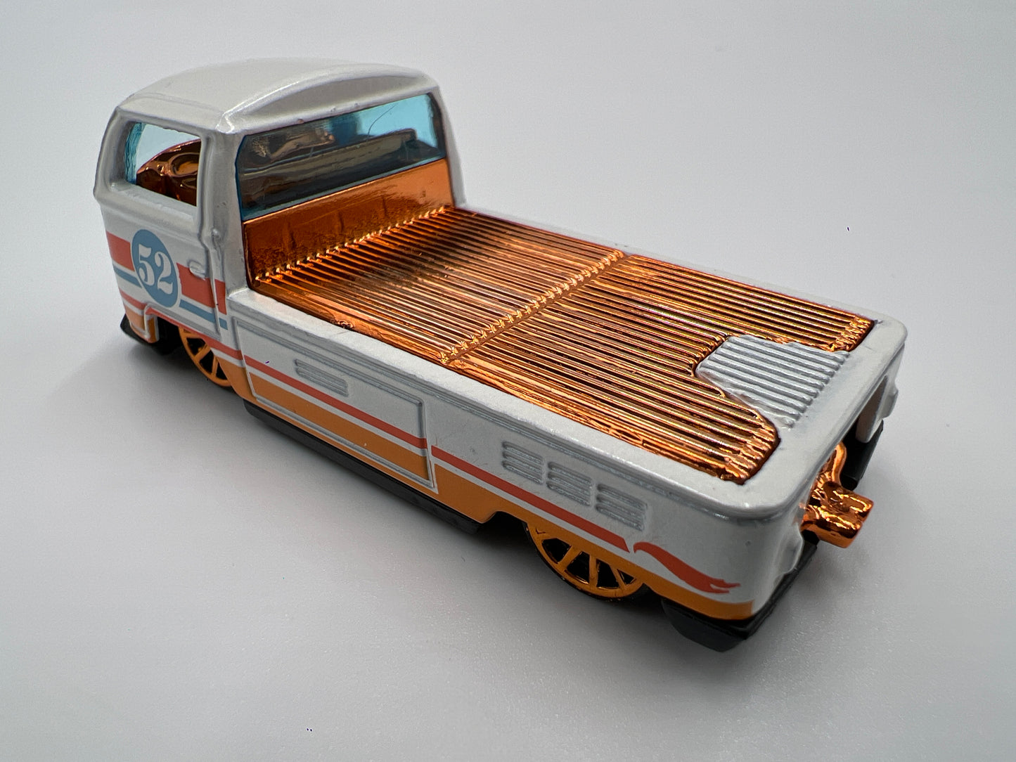 Hot Wheels 1/64 Pearl & Chrome Series Volkswagen T2 Pickup Loose