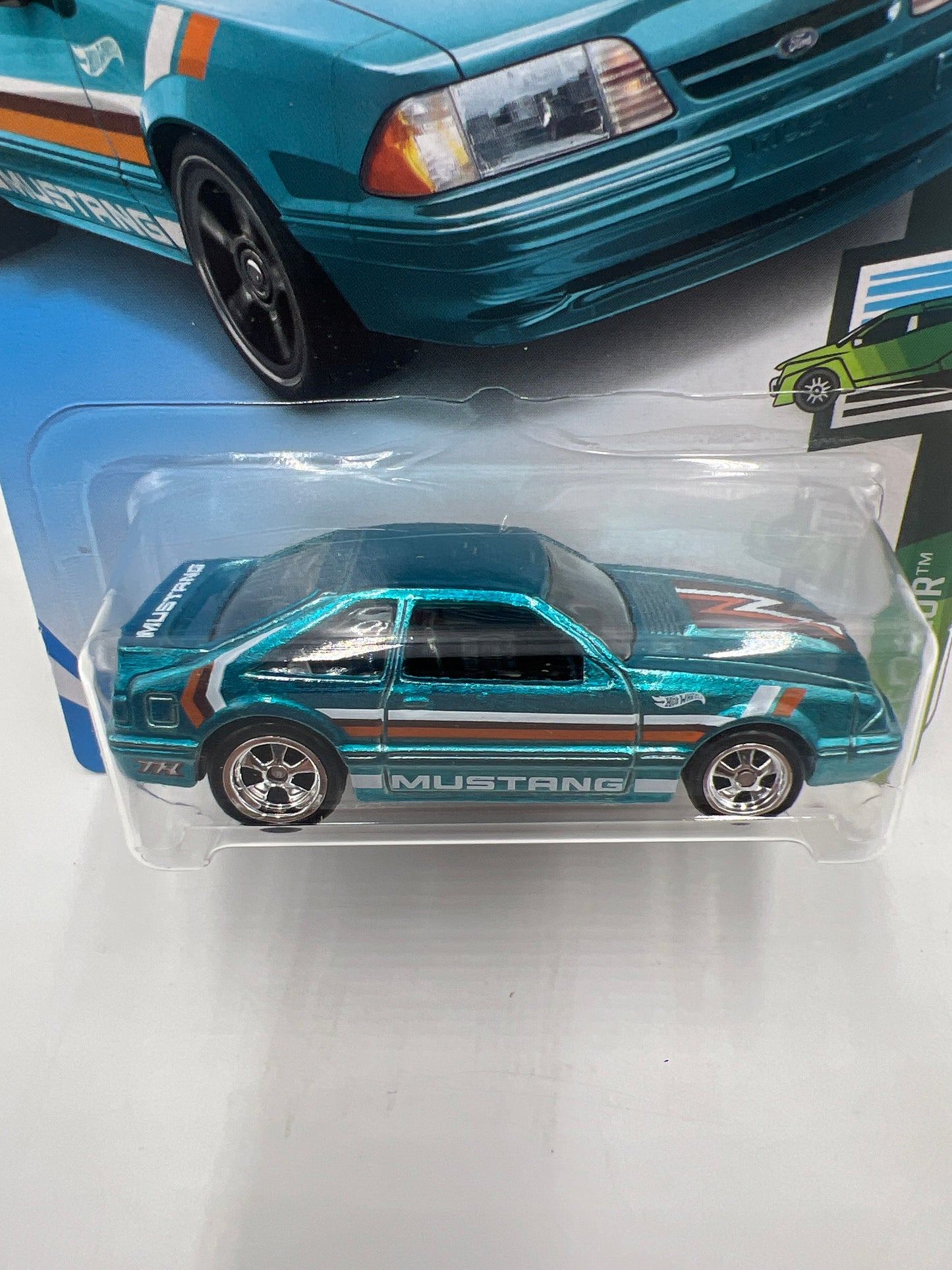 2019 Hot Wheels Super Treasure Hunt #152 92 Ford Mustang W/Protector