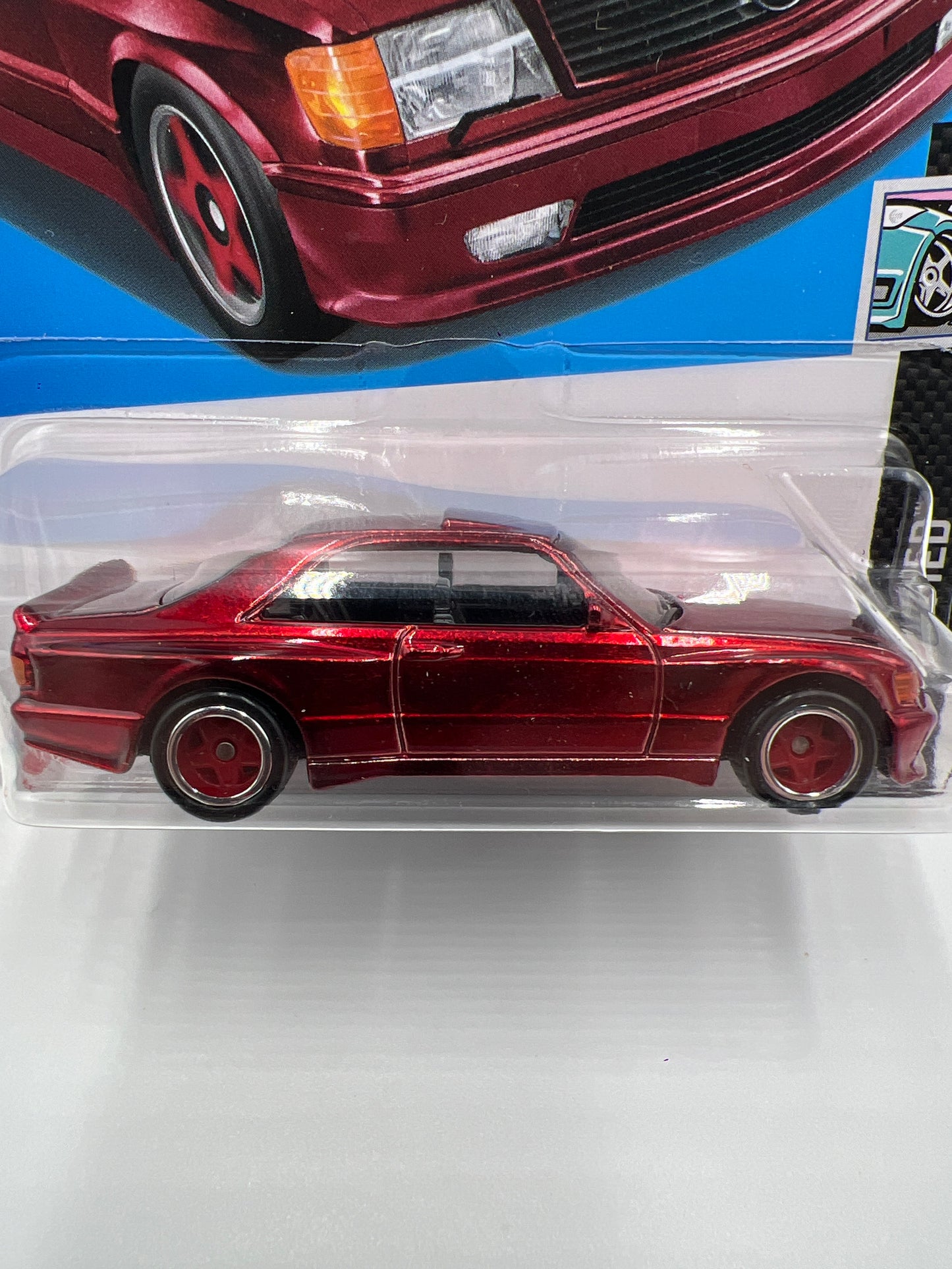 2024 Hot Wheels Super Treasure Hunt #82 89 Mercedes-Benz 560 SEC AMG Red W/Protector