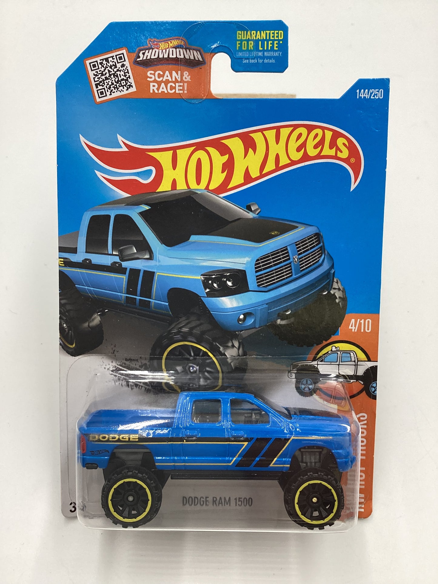 2016 Hot Wheels #144 Dodge Ram 1500 Blue Walgreens Exclusive with protector