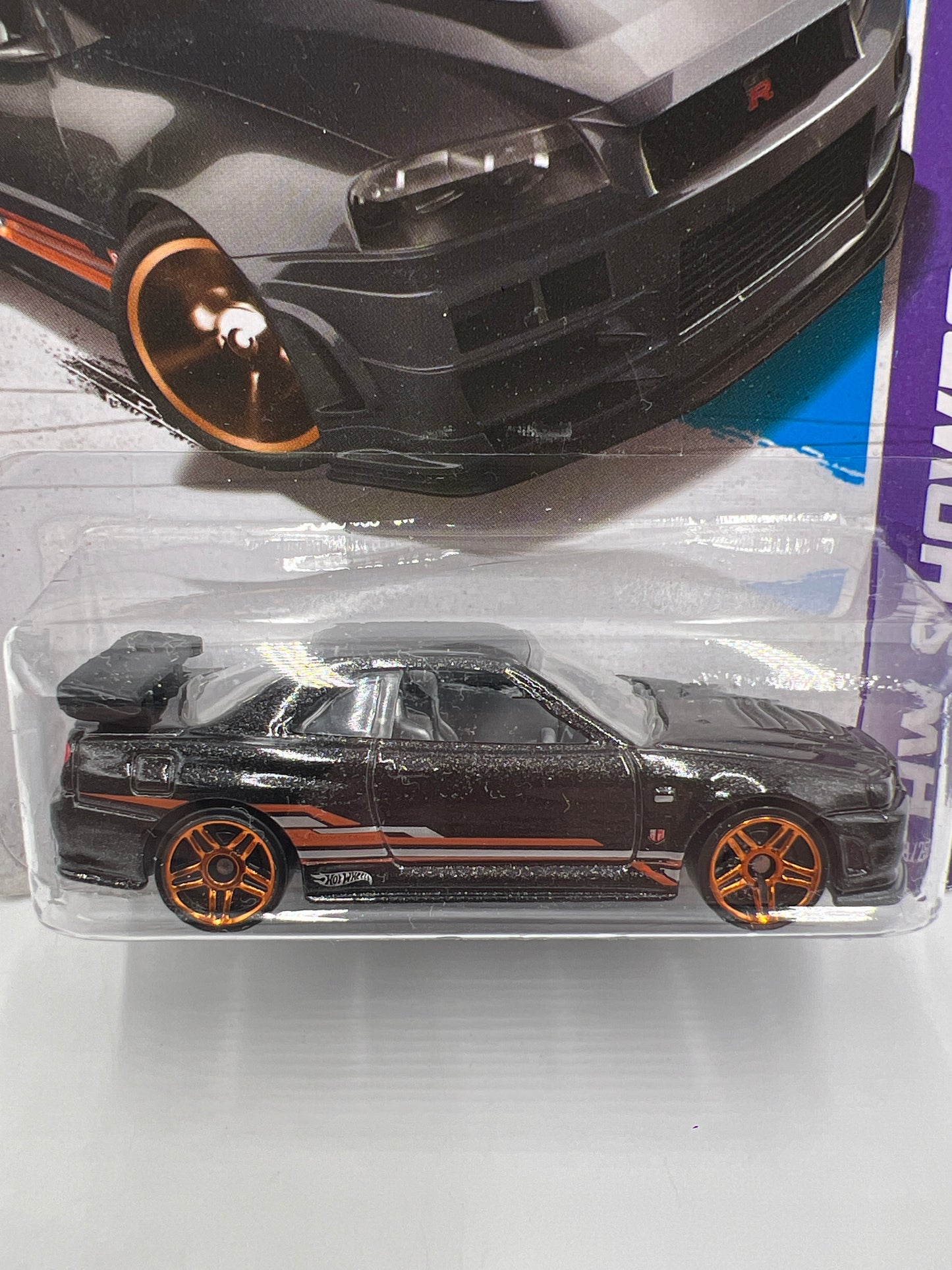 2013 Hot Wheels Showroom #158 Nissan Skyline GT-R R34 Black W/Protector