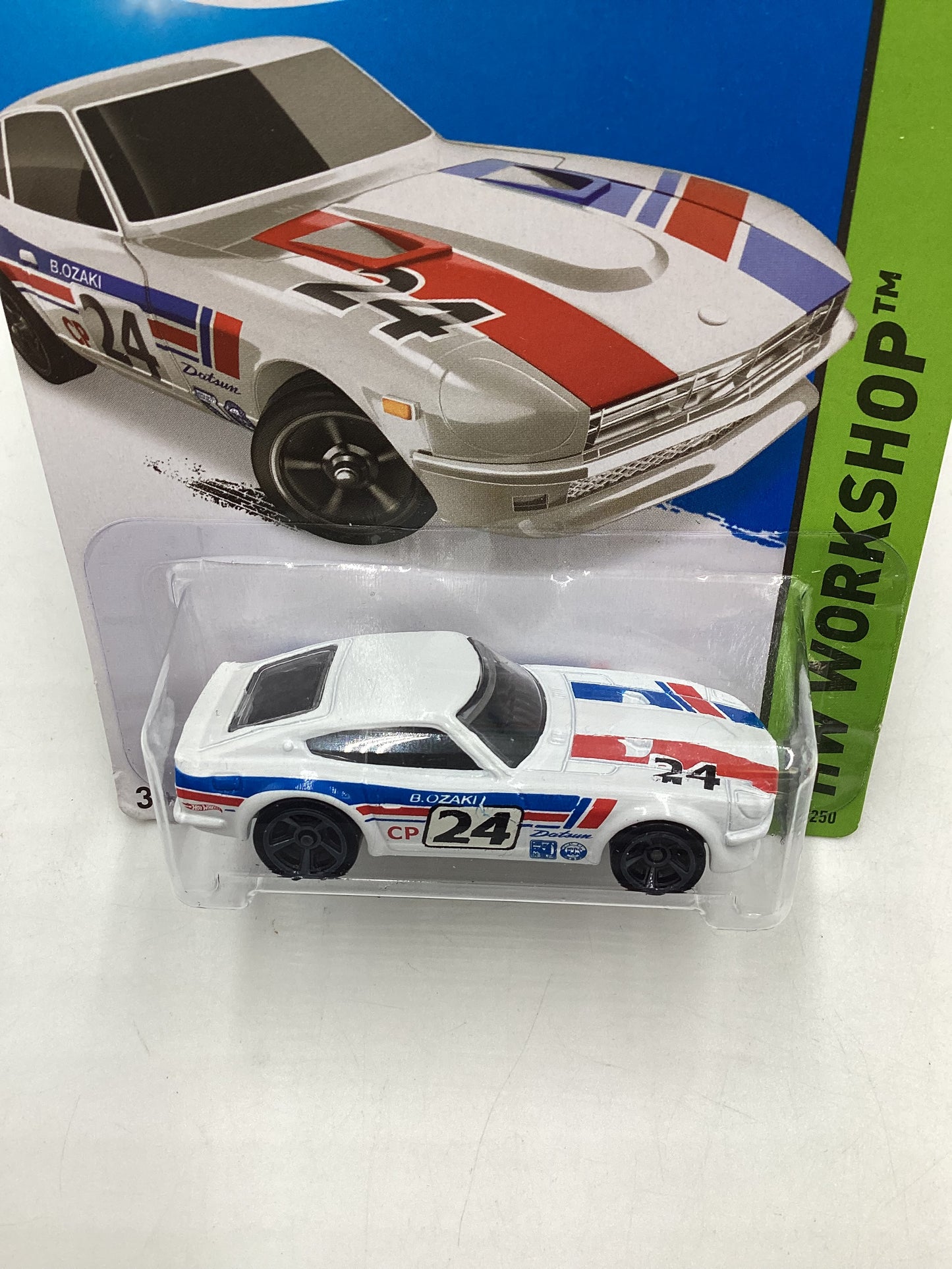 2015 Hot Wheels Workshop #243 Datsun 240Z white 88C