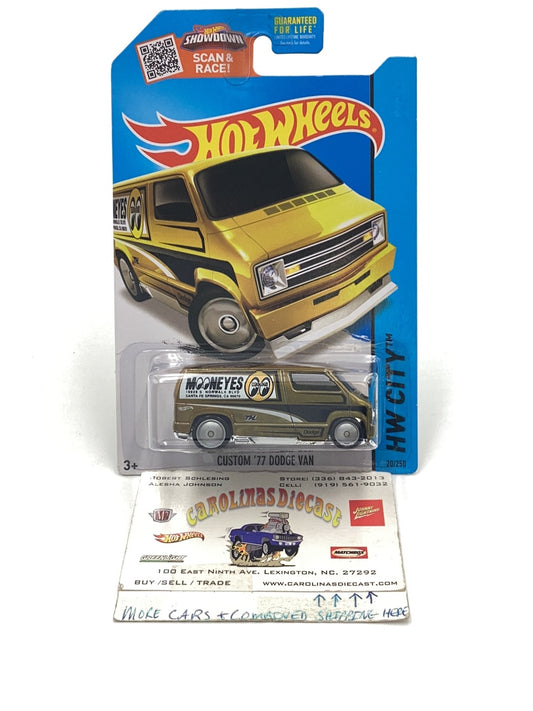 2015 Hot Wheels super treasure hunt #20 Custom 77 Dodge Van Mooneyes W/Protector