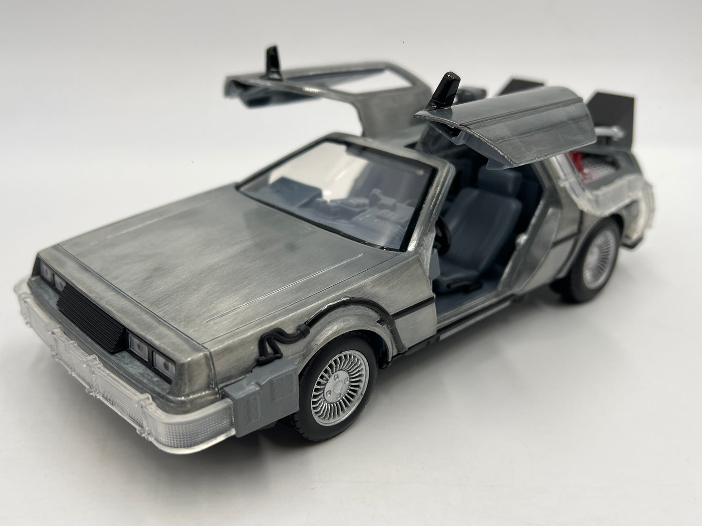 Jada 1/24 Scale Back To The Future 40 Years Edition Time Machine DMC DeLorean W/Lights & Truck Package