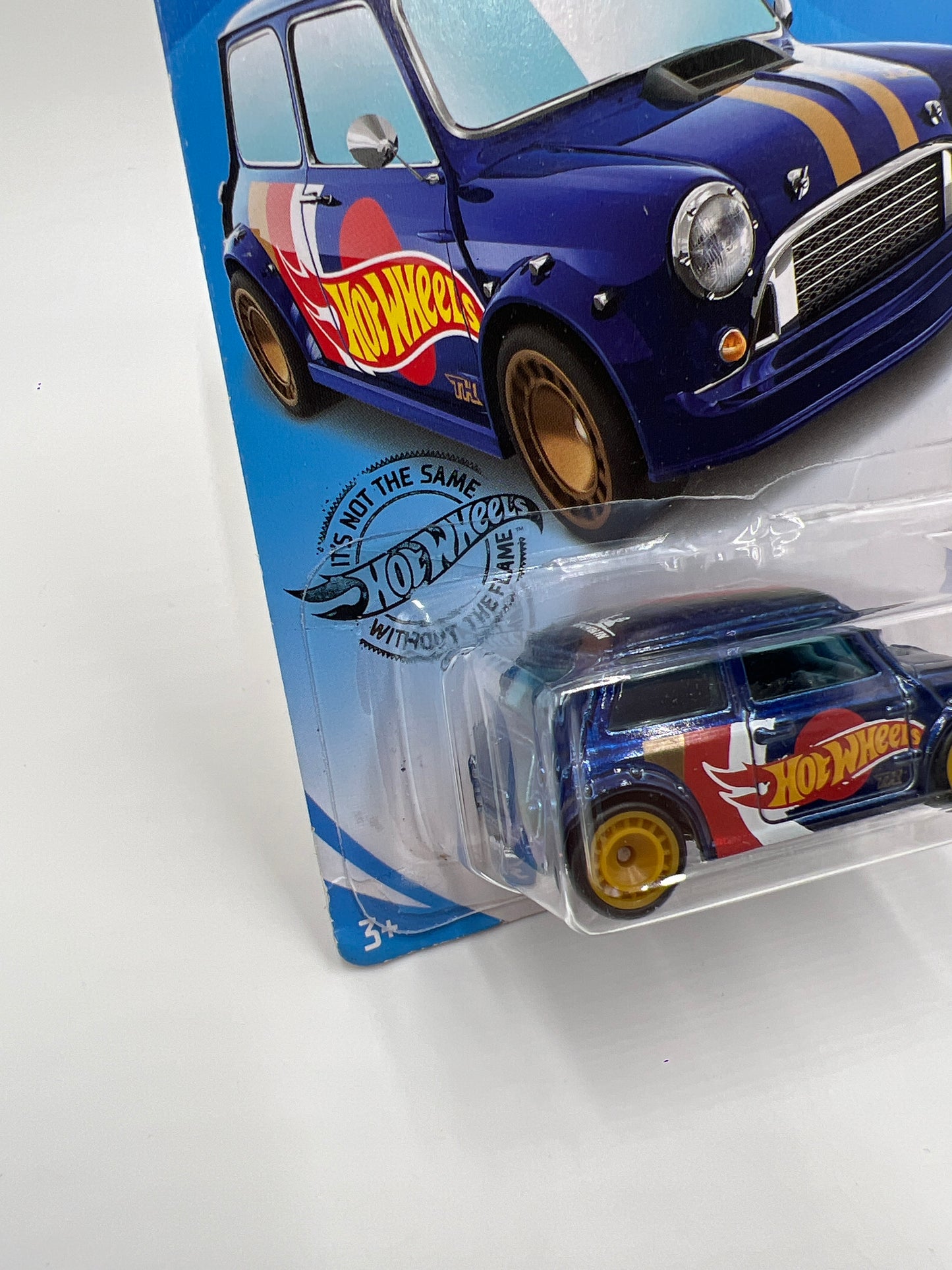 2019 Hot Wheels Super Treasure Hunt #242 Morris Mini Blue W/Protector