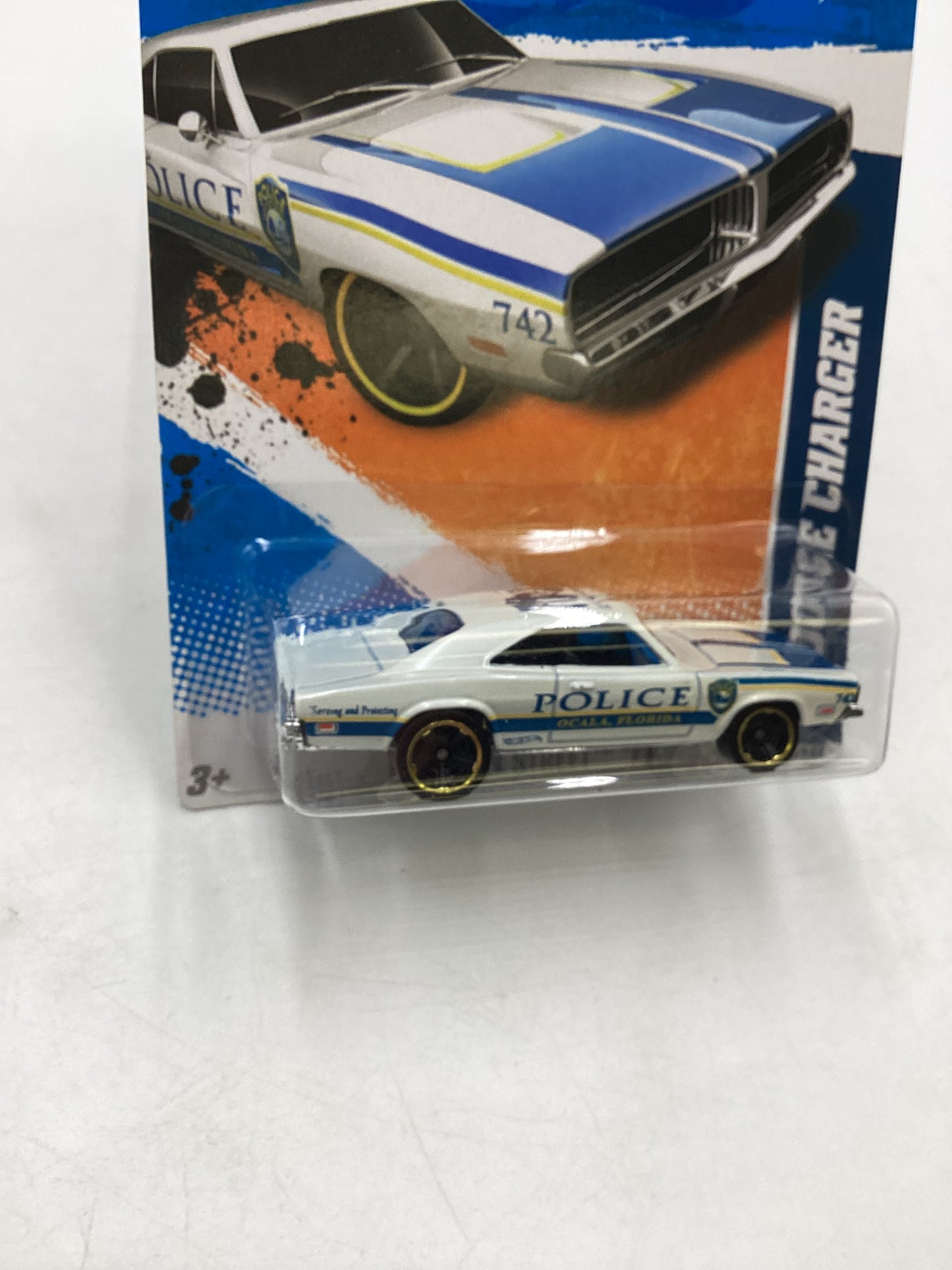 2011 Hot Wheels #166 69 Dodge Charger Police White 41B