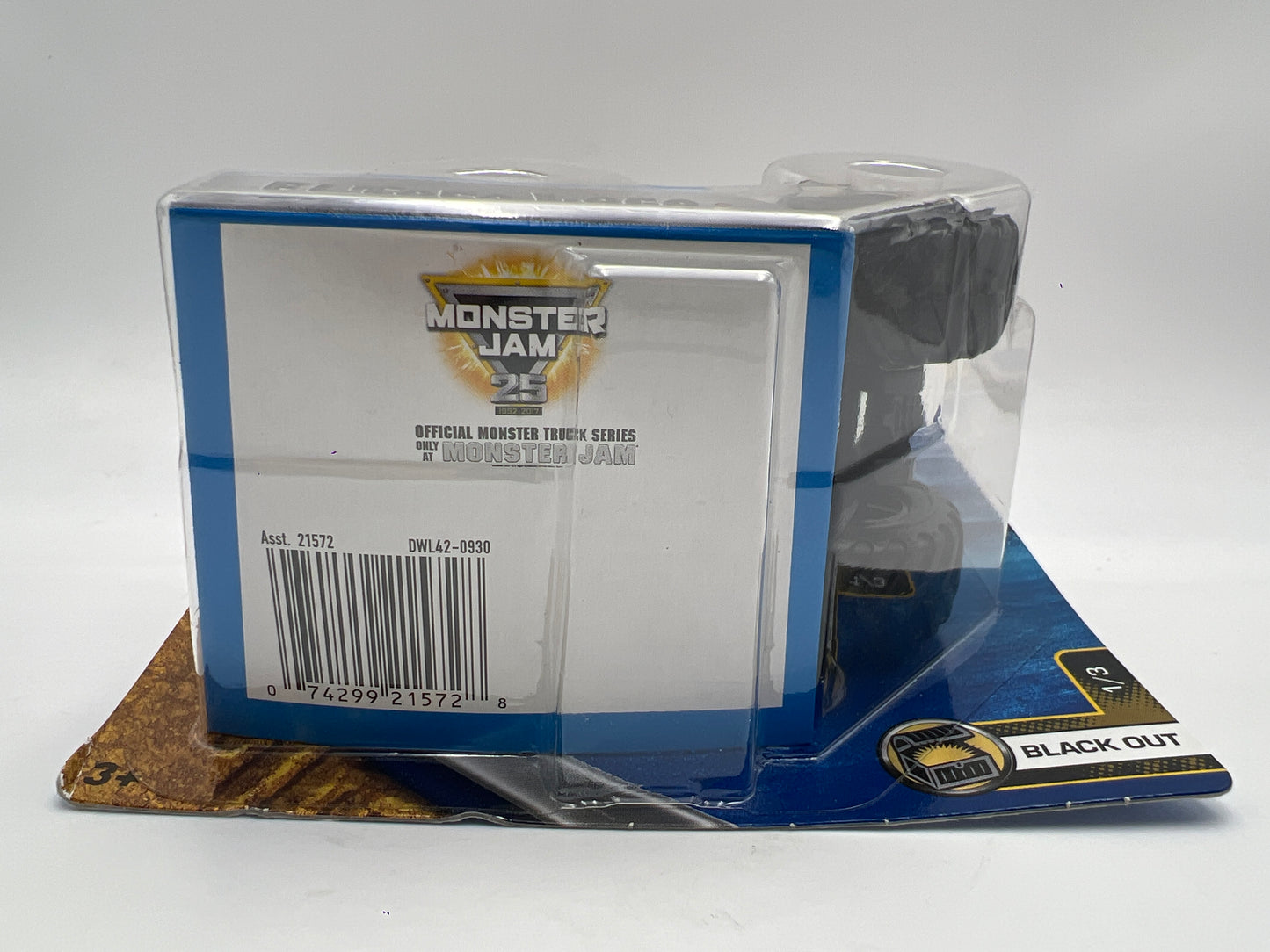 Hot Wheels Monster Jam 25th Anniversary CHASE Black Out El Toro Loco W/Team Flag