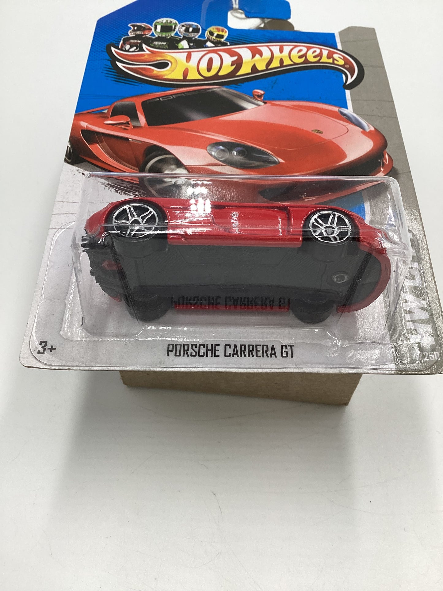 2013 Hot Wheels #4 Porsche Carrera GT Red 99A