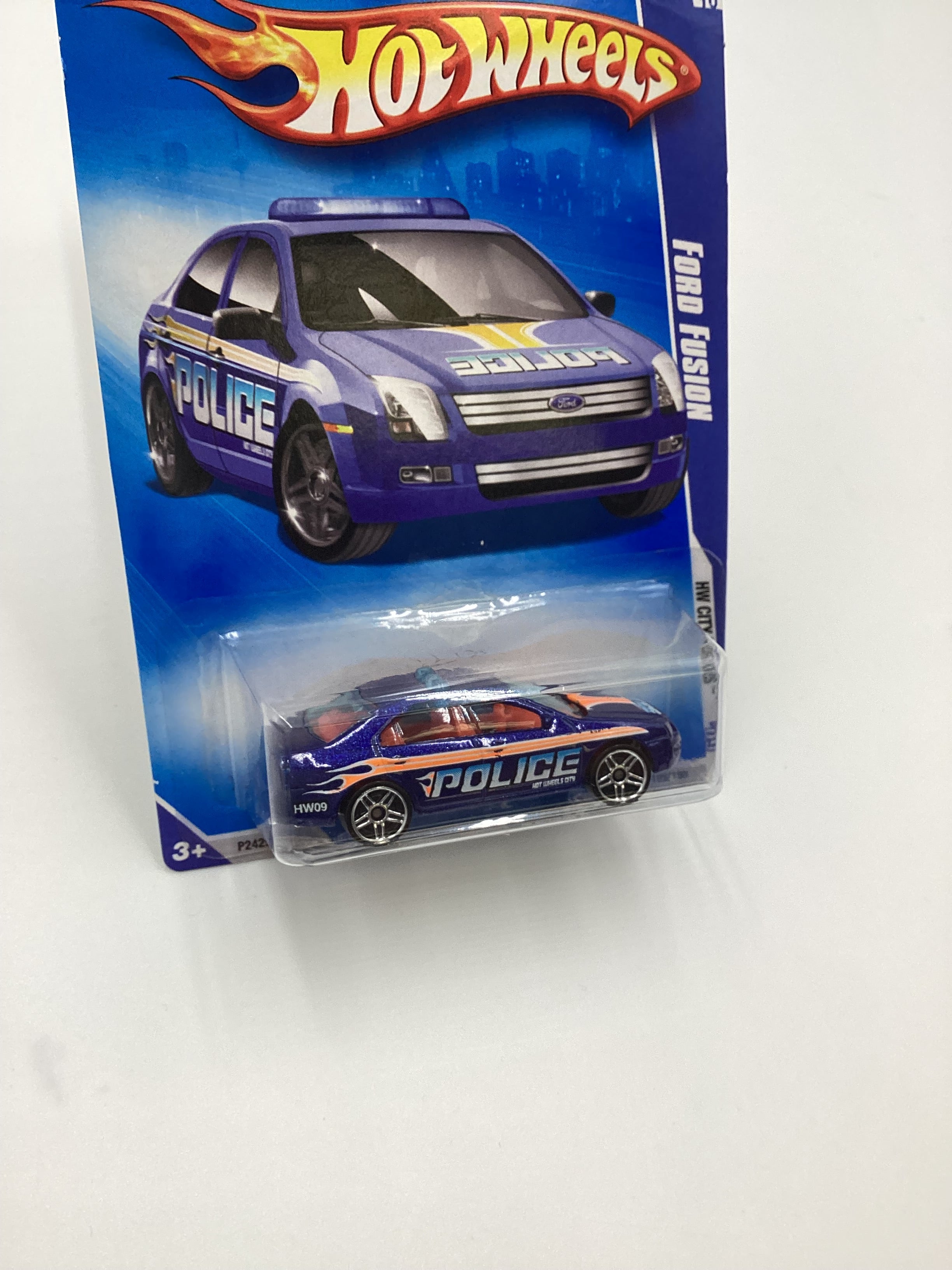 2009 Hot Wheels 109 Ford Fusion Police Blue 28G