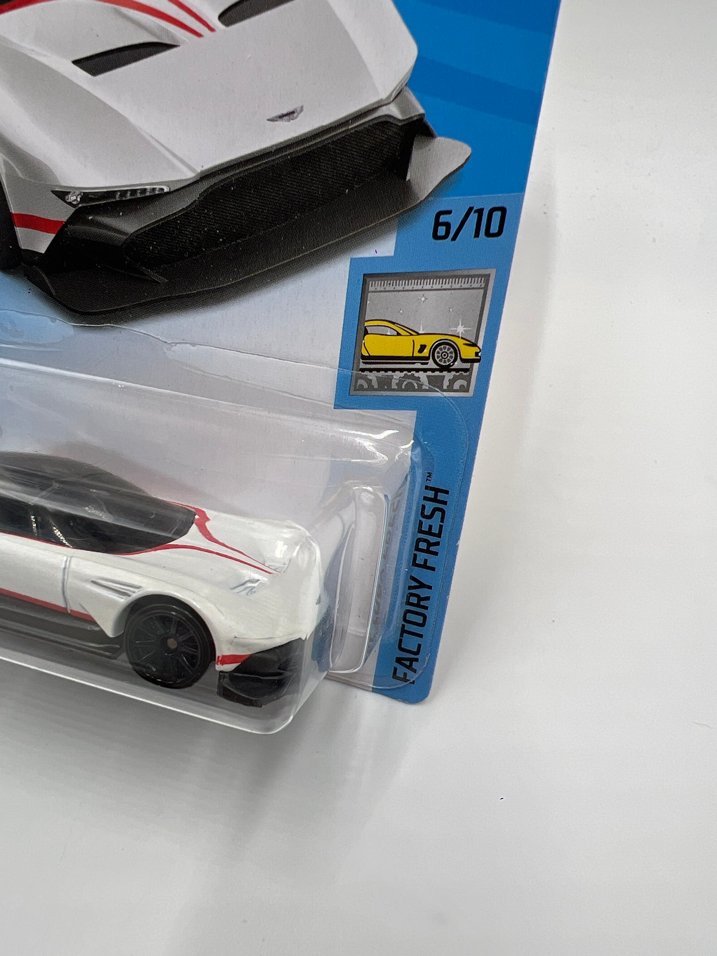2020 Hot Wheels Factory Fresh #88 Aston Martin Vulcan White 106C