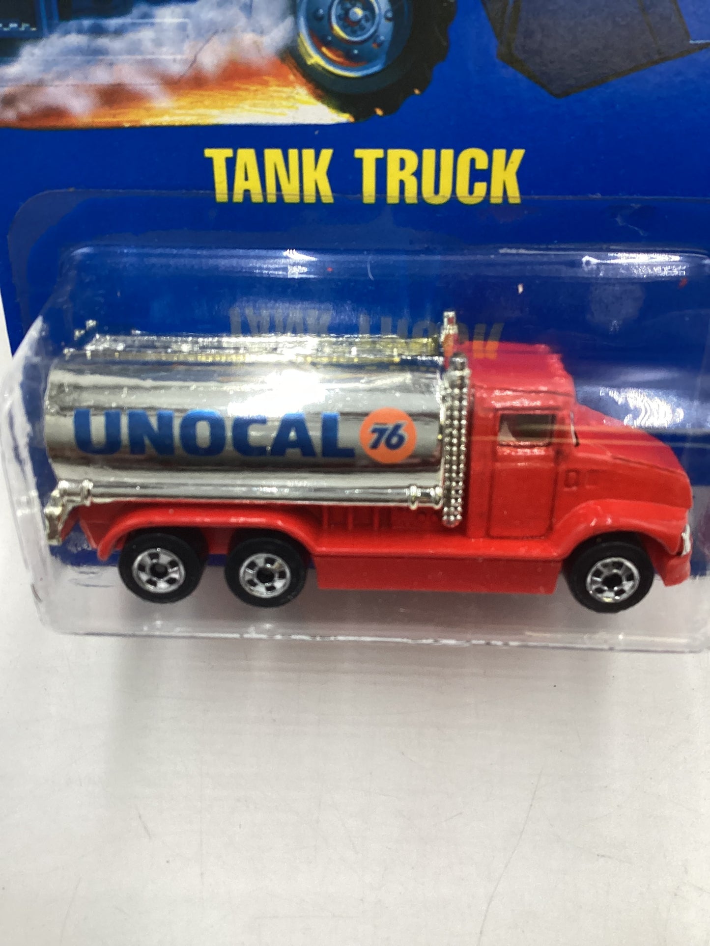 Hot Wheels Blue Card Collector  No. 147 Tank Truck Red Unocal 76 BW Wheels 239G