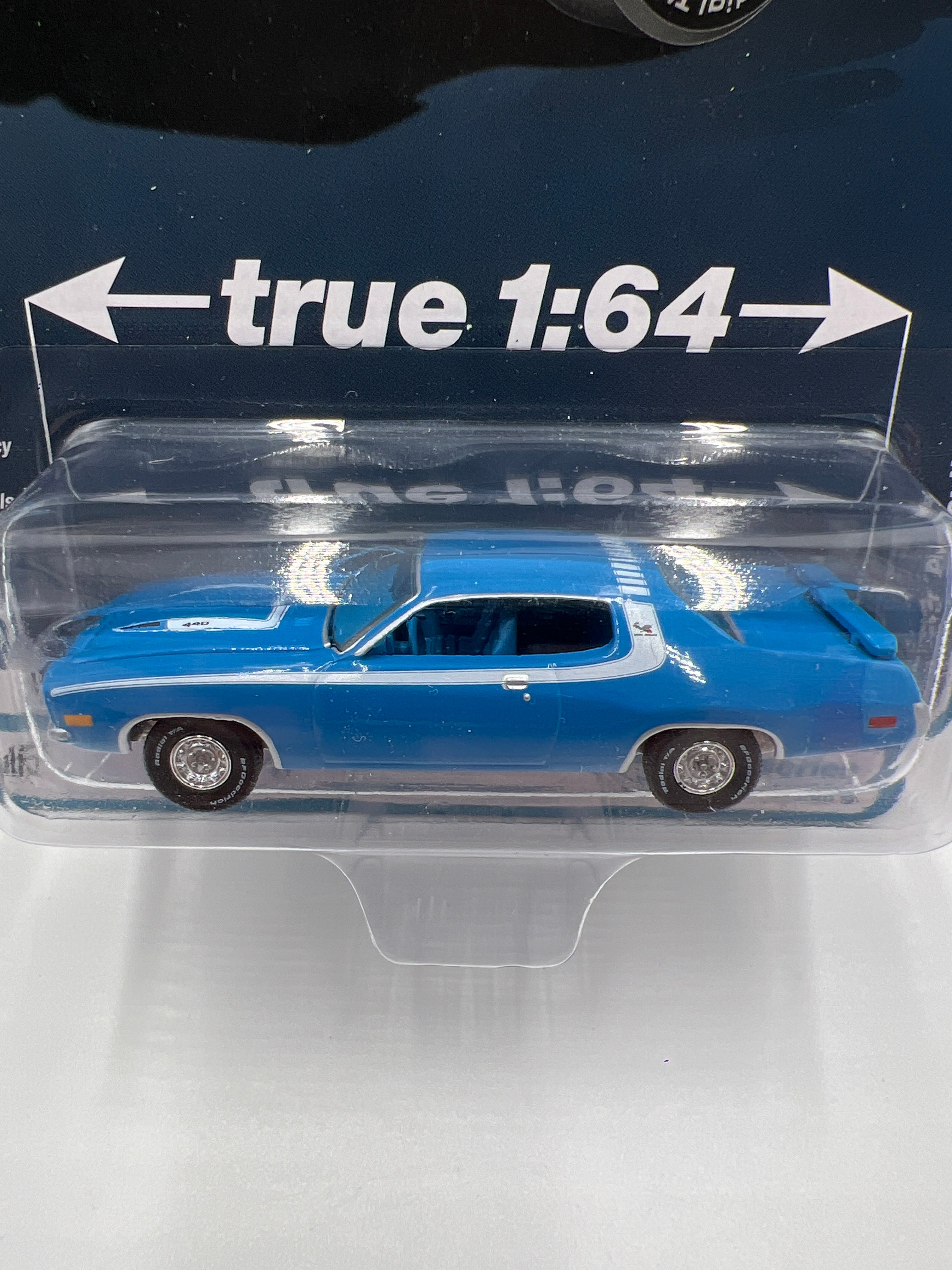 Auto World Vintage Muscle Release 1 Version B 1973 Plymouth Road