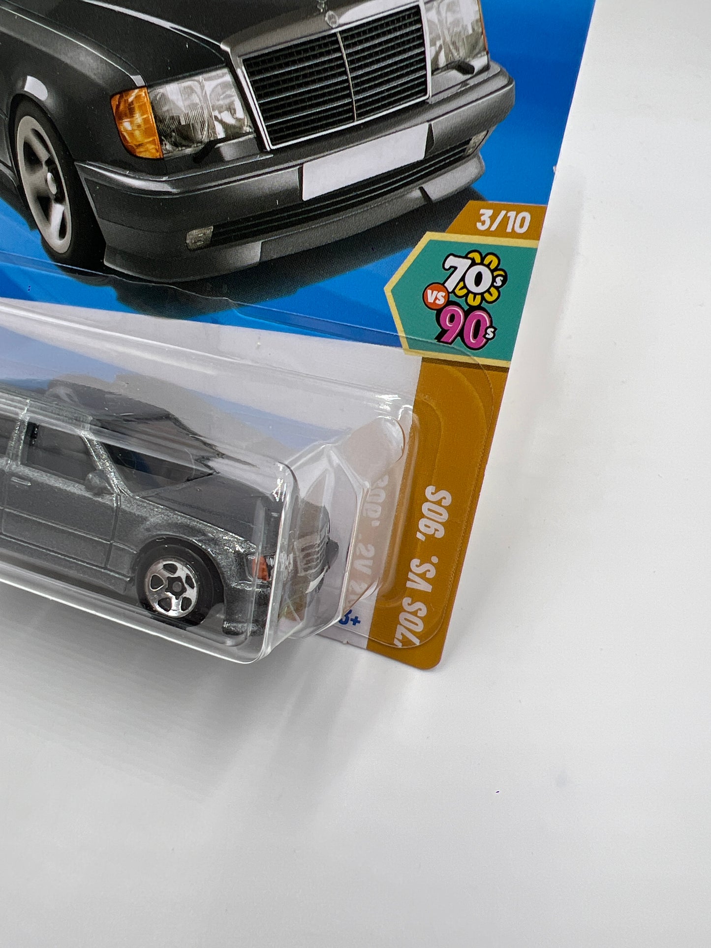 2025 Hot Wheels M Case 70s Vs 90s #52 Mercedes-Benz 500 E Gray 91B