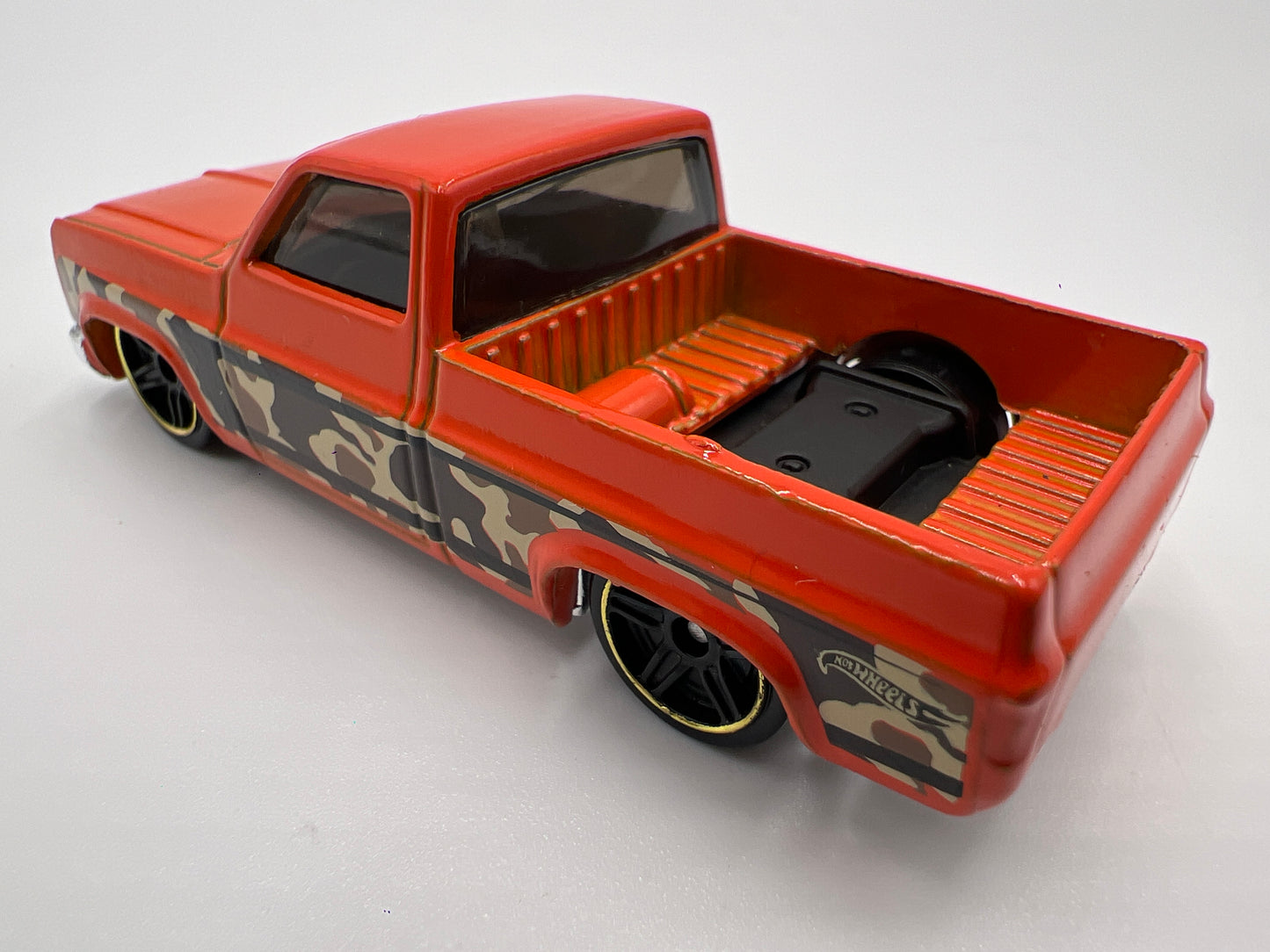 Hot Wheels 1/64 Camo Series 83 Chevy Silverado Orange Loose