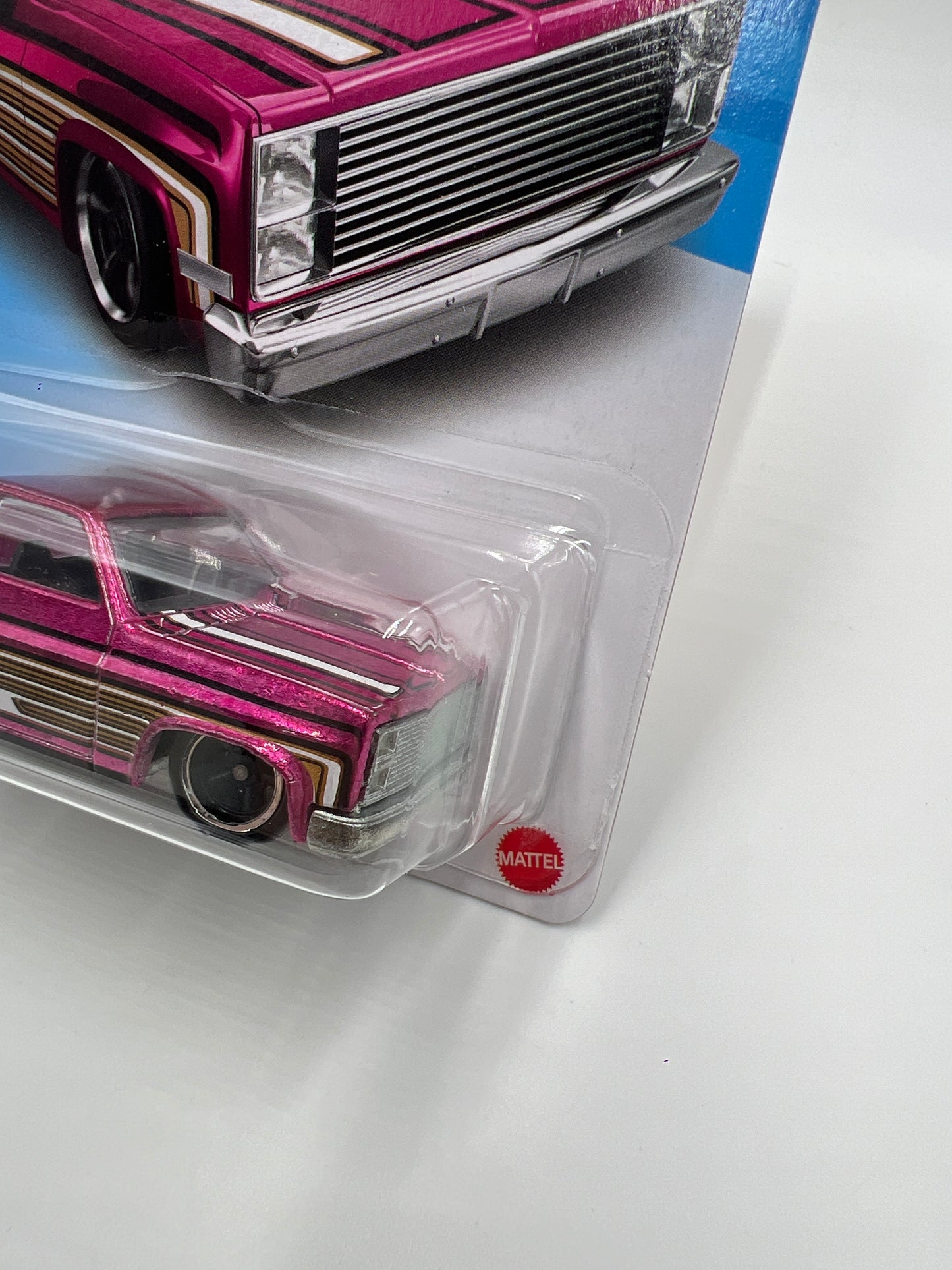 2021 Hot Wheels Legends Tour 83 Chevy Silverado Pink W/Protector
