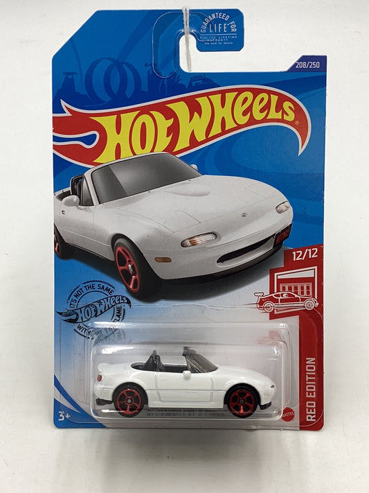 2020 Hot wheels Red edition #208 91 Mazda MX-5 Miata SR