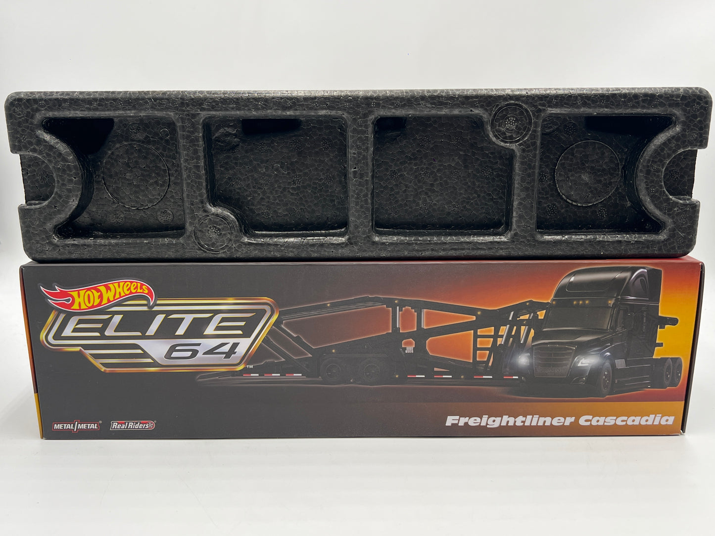 Hot Wheels RLC Elite 64 Freightliner Cascadia Car Hauler Black