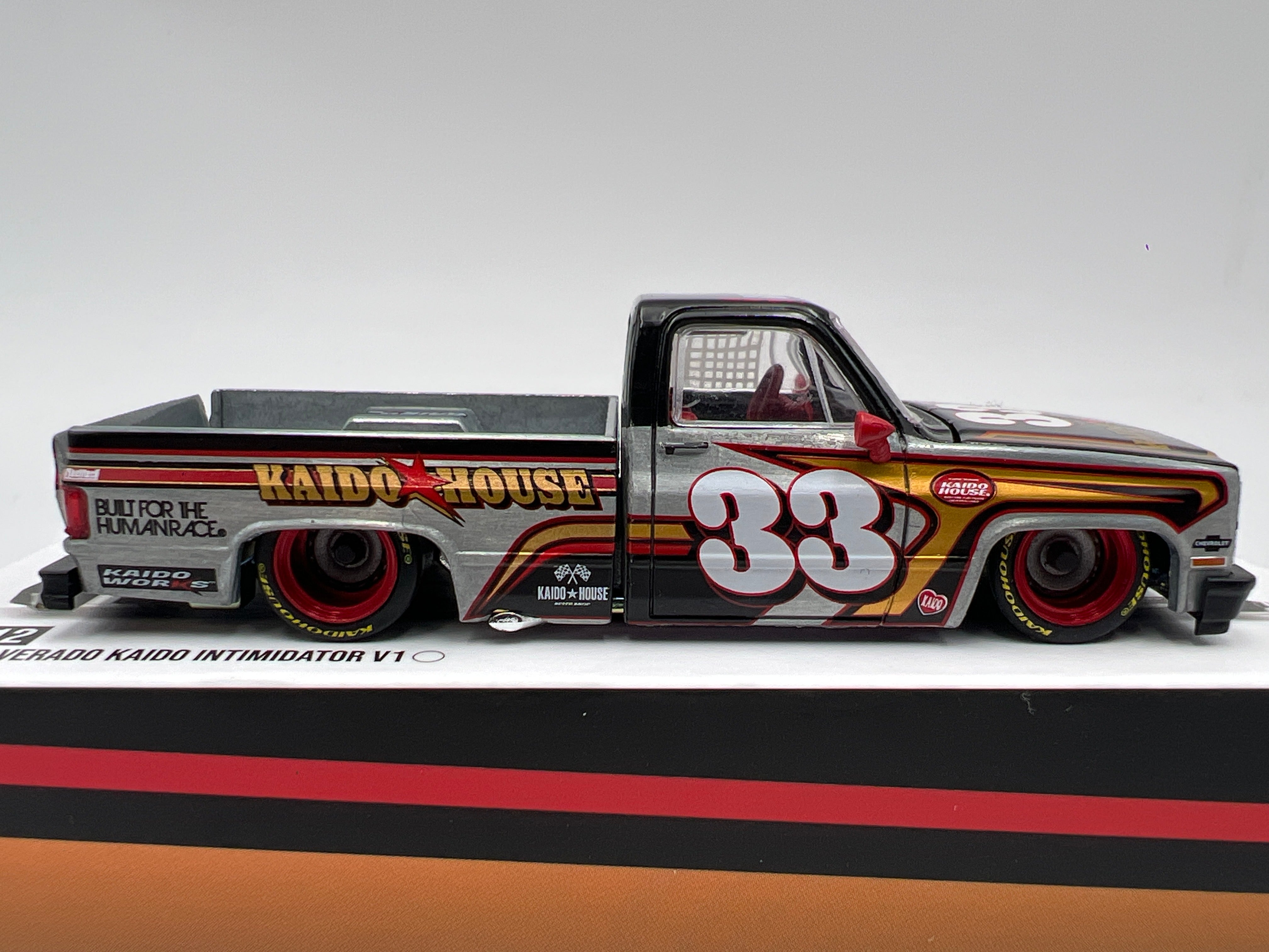 Mini GT x Kaido House #212 CHASE Chevrolet Silverado Kaido