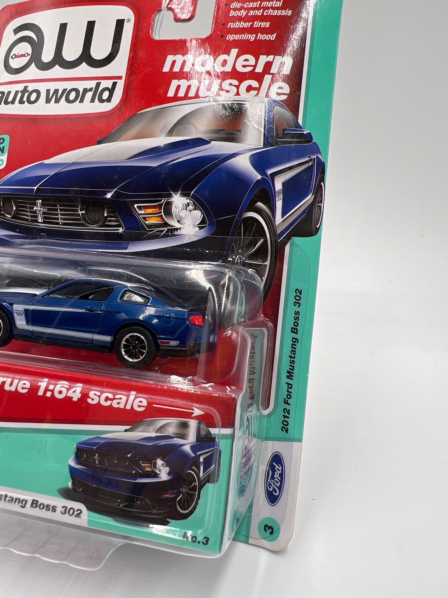 Auto World Modern Muscle Release 1 Version A 2012 Ford Mustang Boss 302 Blue