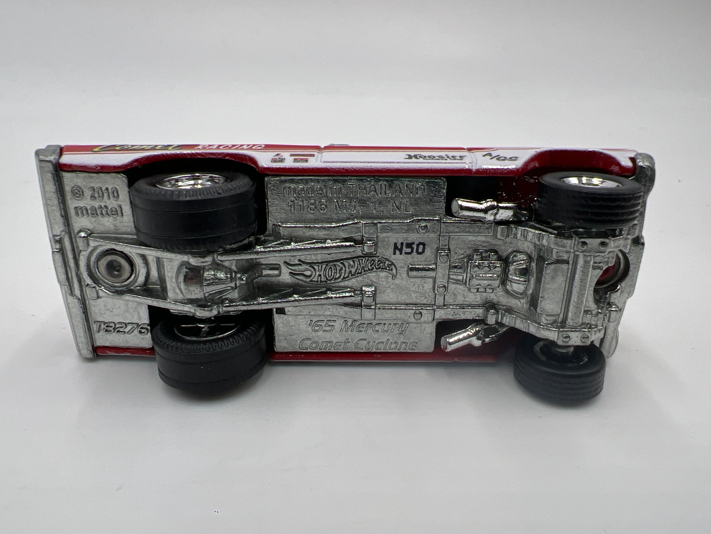 Hot Wheels 1/64 Premium Team Transport #28 65 Mercury Comet Cyclone & Ford C-800 Red Loose