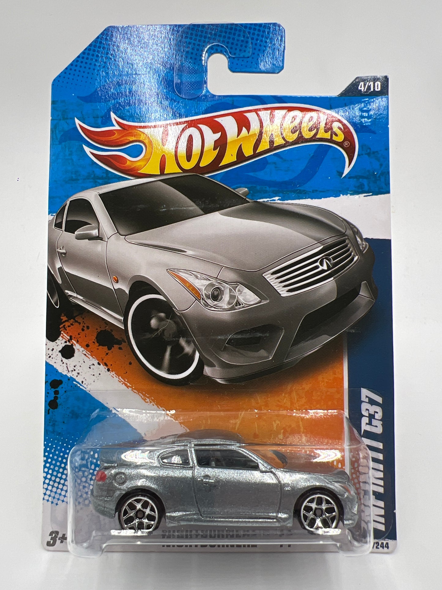 2011 Hot Wheels Nightburnerz #114 Infiniti G37 Metallic Silver W/Protector