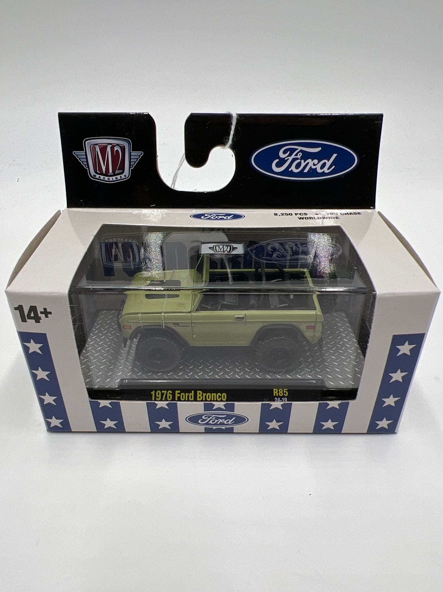 M2 Machines 1976 Ford Bronco Green R85