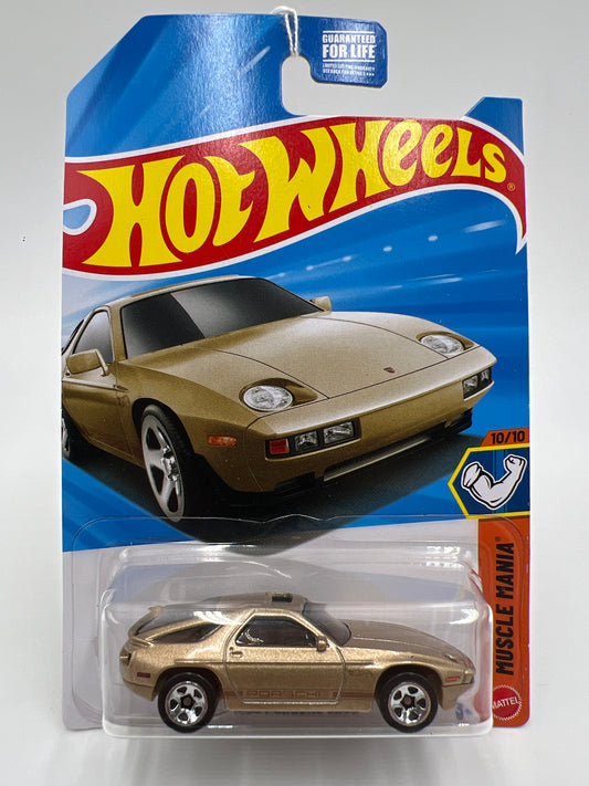 2026 Hot Wheels Dollar General Exclusive 1983 Porsche 928S Gold