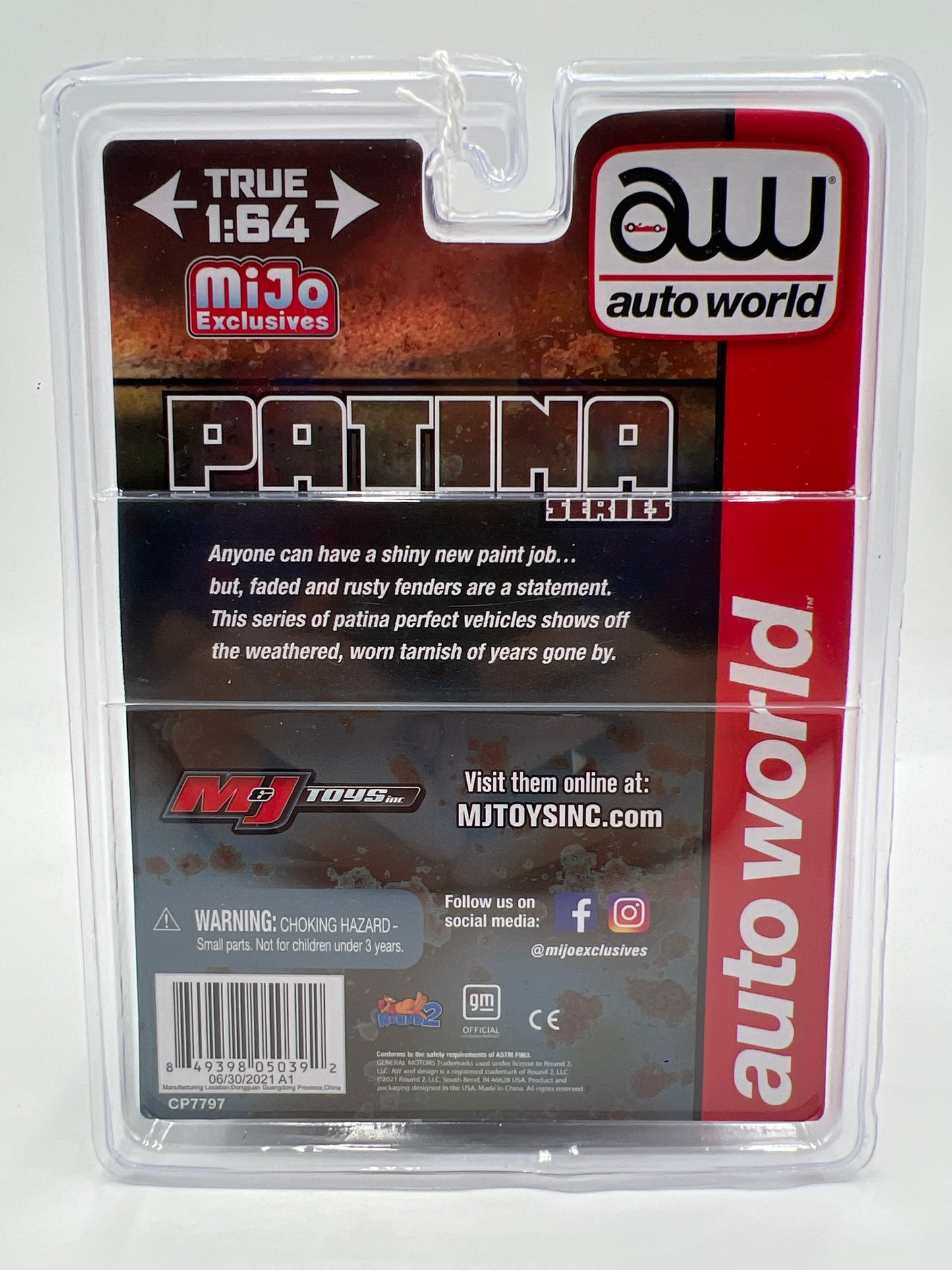 Auto World Mijo Exclusives Ultra Red CHASE Patina Series 1965 Chevy Suburban