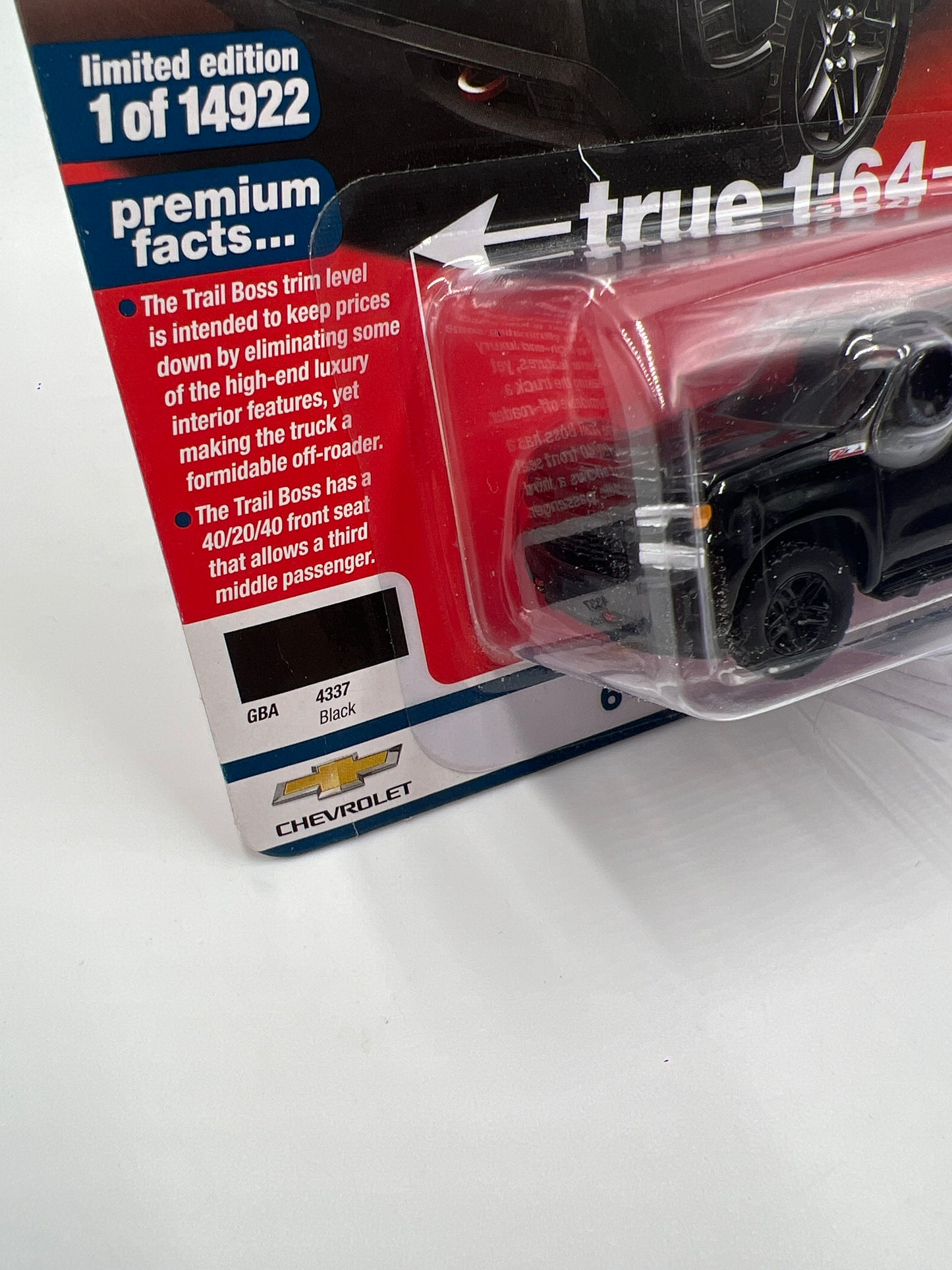Auto World Muscle Trucks Release 5 Version B 2020 Chevy Silverado ZL1 LT Trail Boss Black