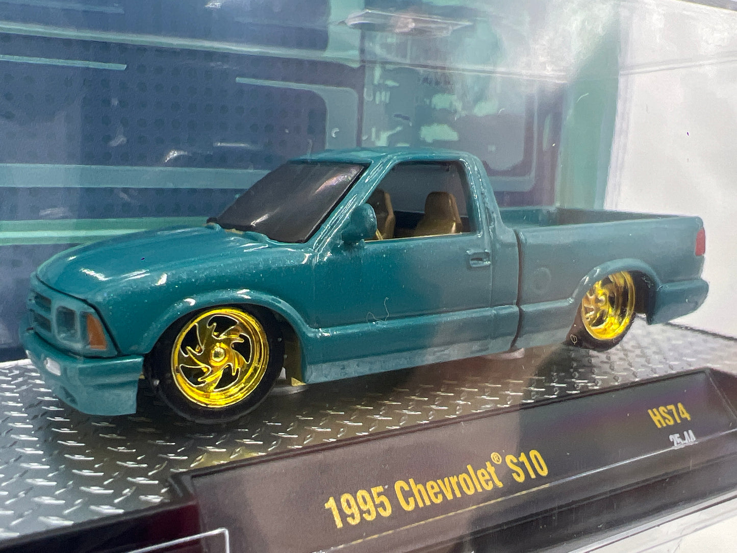 M2 Machines Hobby Exclusive HS74 CHASE 1995 Chevrolet S10 Teal
