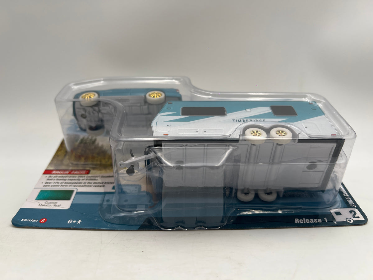 Johnny Lightning White Lightning CHASE Truck And Trailer 2005 Cadillac Escalade W/Camper