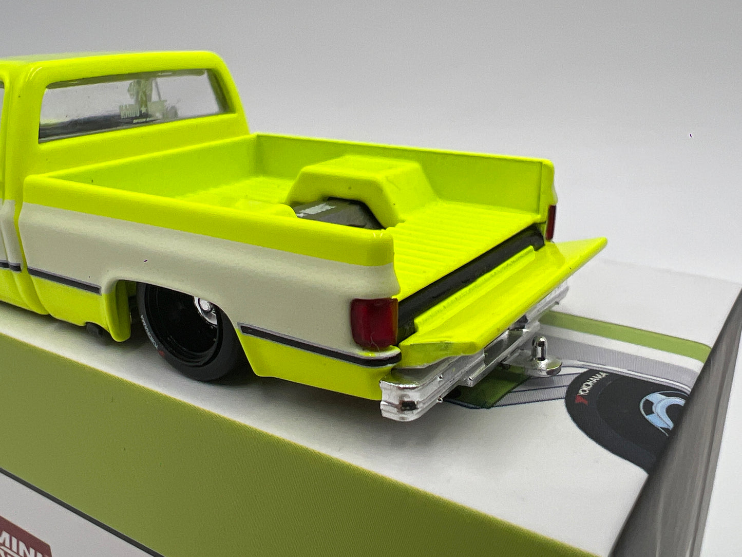 Mini GT x Kaido House #112 Chevrolet Silverado Kaido Flo Yellow V1