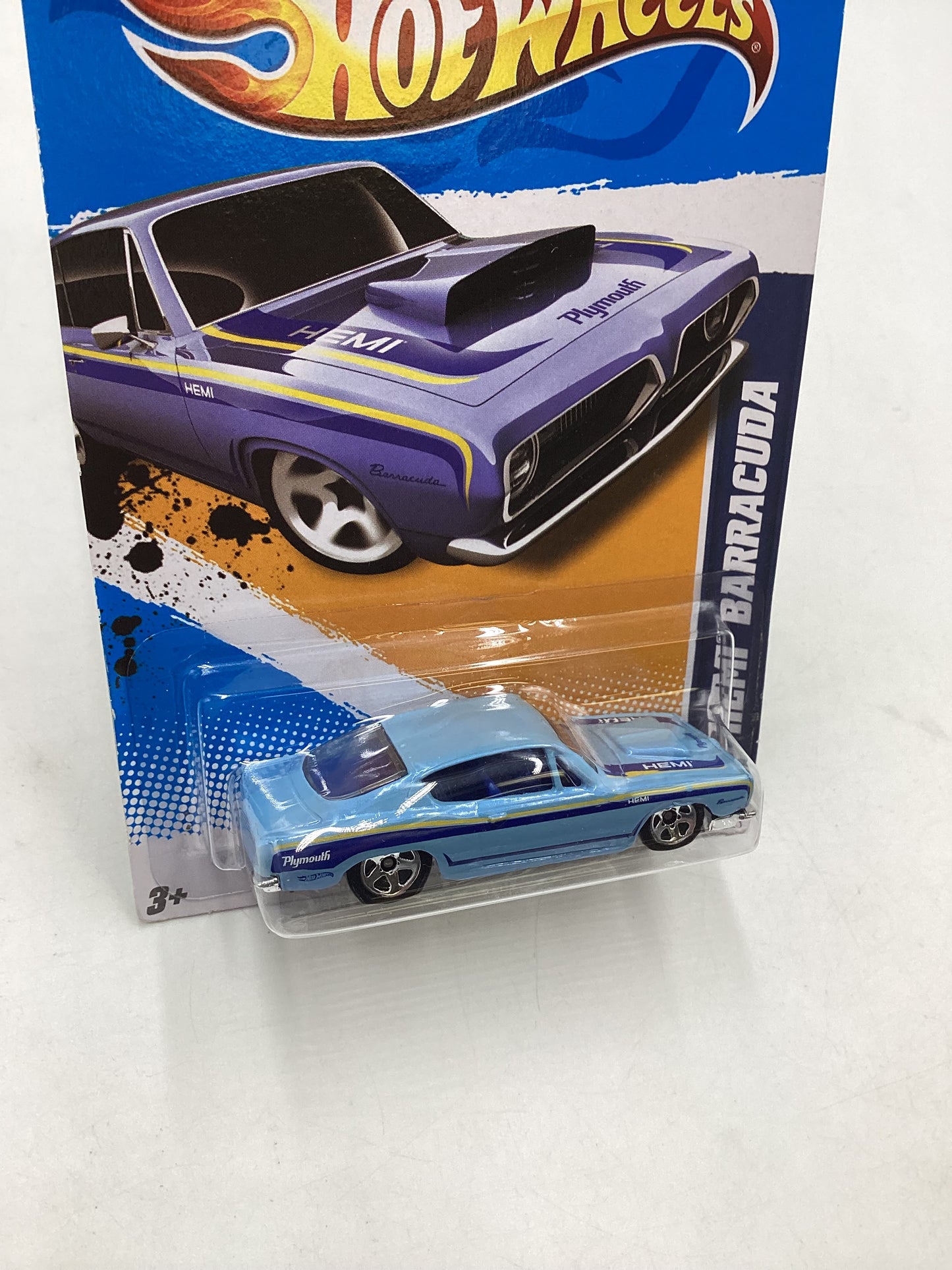 2012 Hot Wheels Muscle Mania #87 68 Hemi Barracuda Light Blue 36i