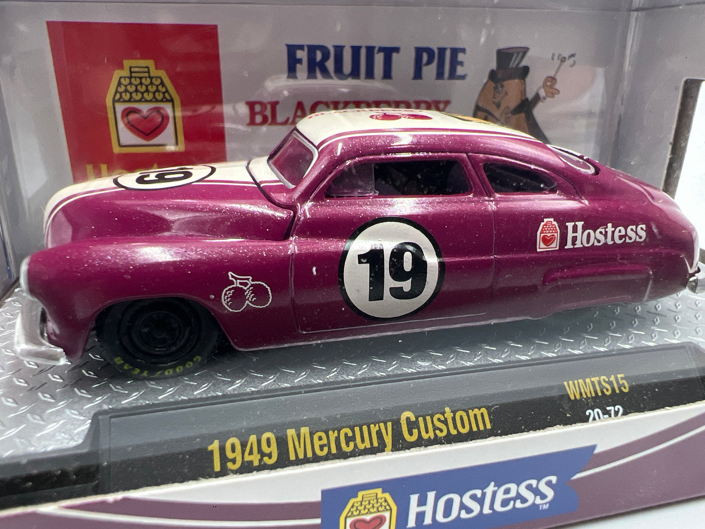 M2 Machines Walmart Exclusive Hostess Fruit Pie 1949 Mercury Custom Purple WMTS15