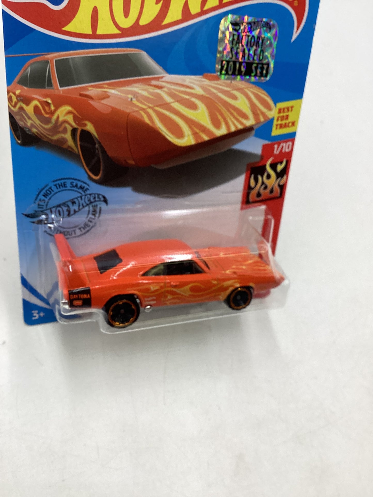 2019 Hot wheels Gamestop Exclusive 69 Dodge Charger Daytona Factory Sealed 236D